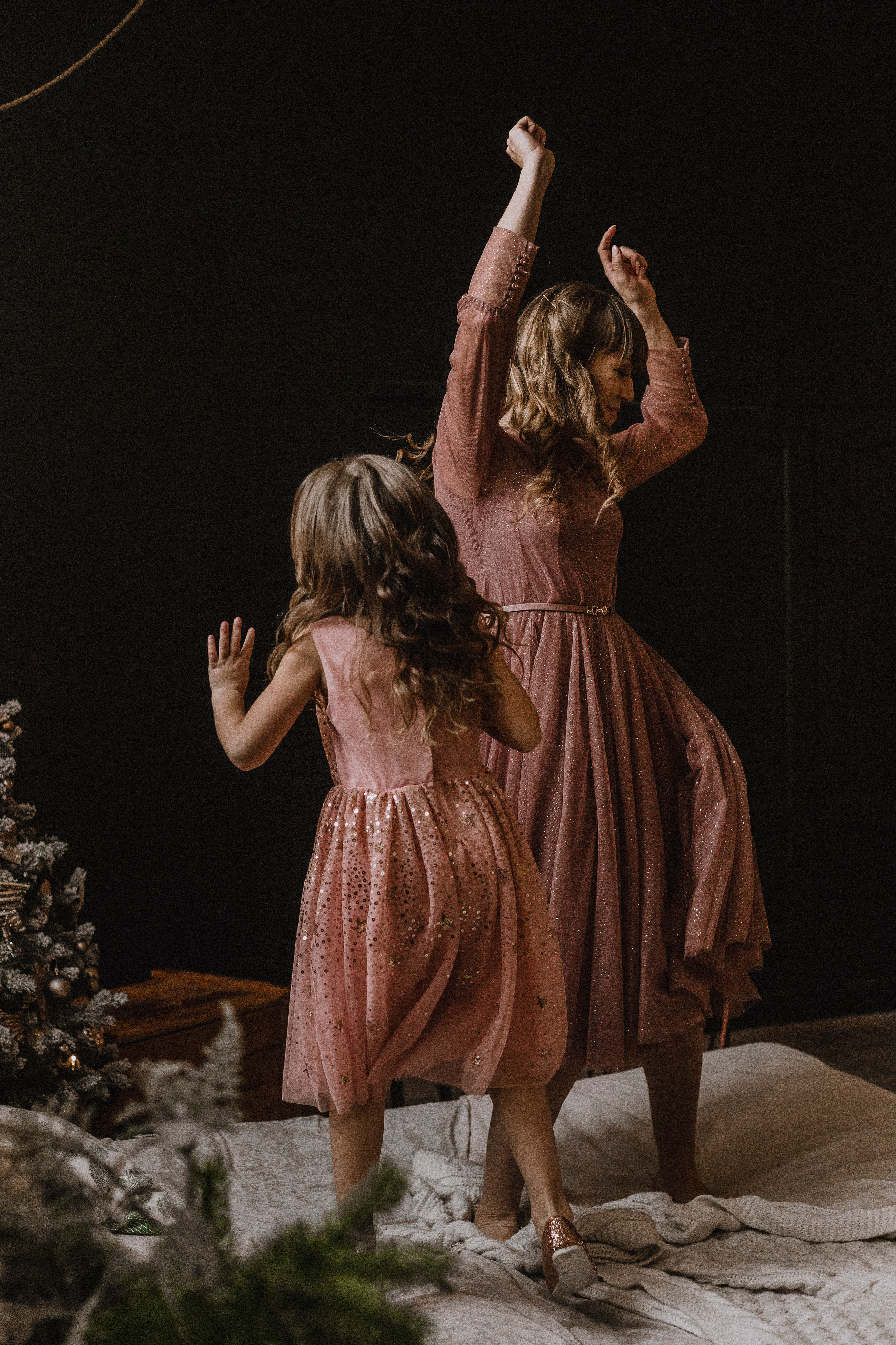 Семейная фотосессия в студии. Семейный фотограф в Краснодаре Коломыцева Евгения