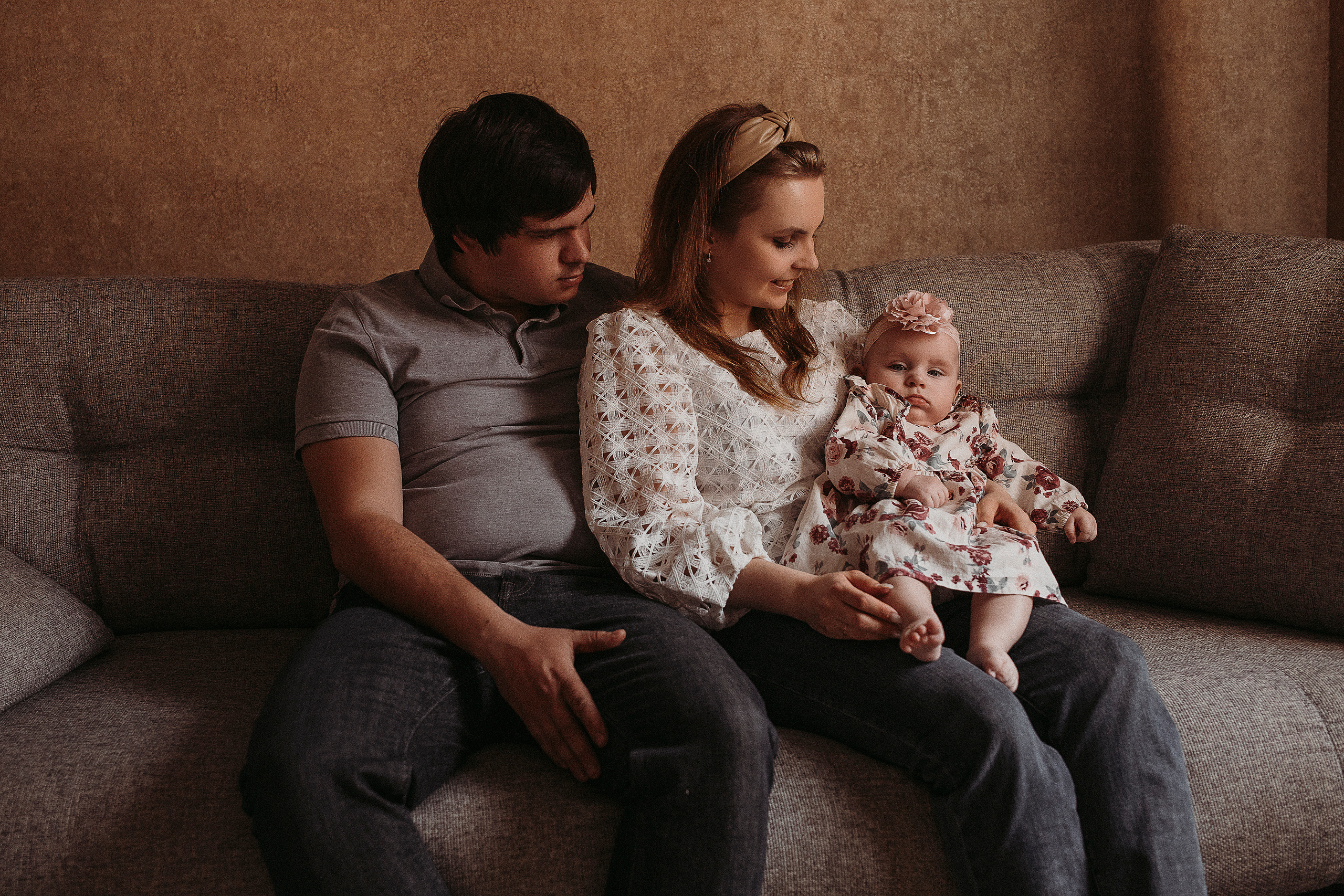 Семейная фотосессия дома. Семейный фотограф в Краснодаре Коломыцева Евгения