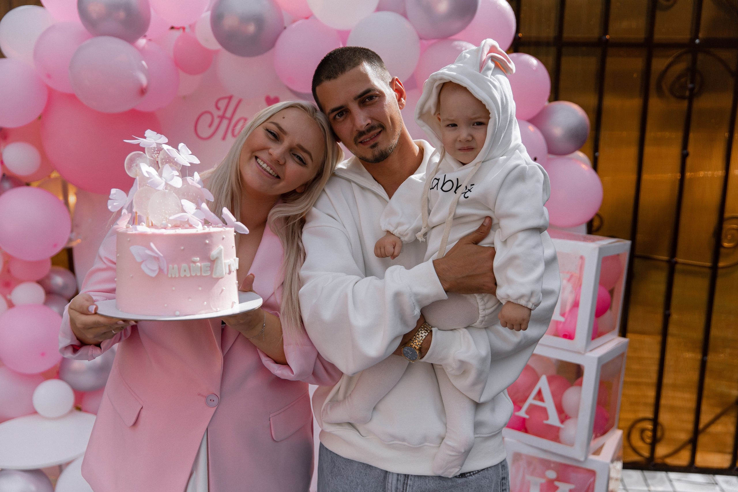 Майе 1 годик. Свадебный и семейный фотограф в Магнитогорске Катя Буряк