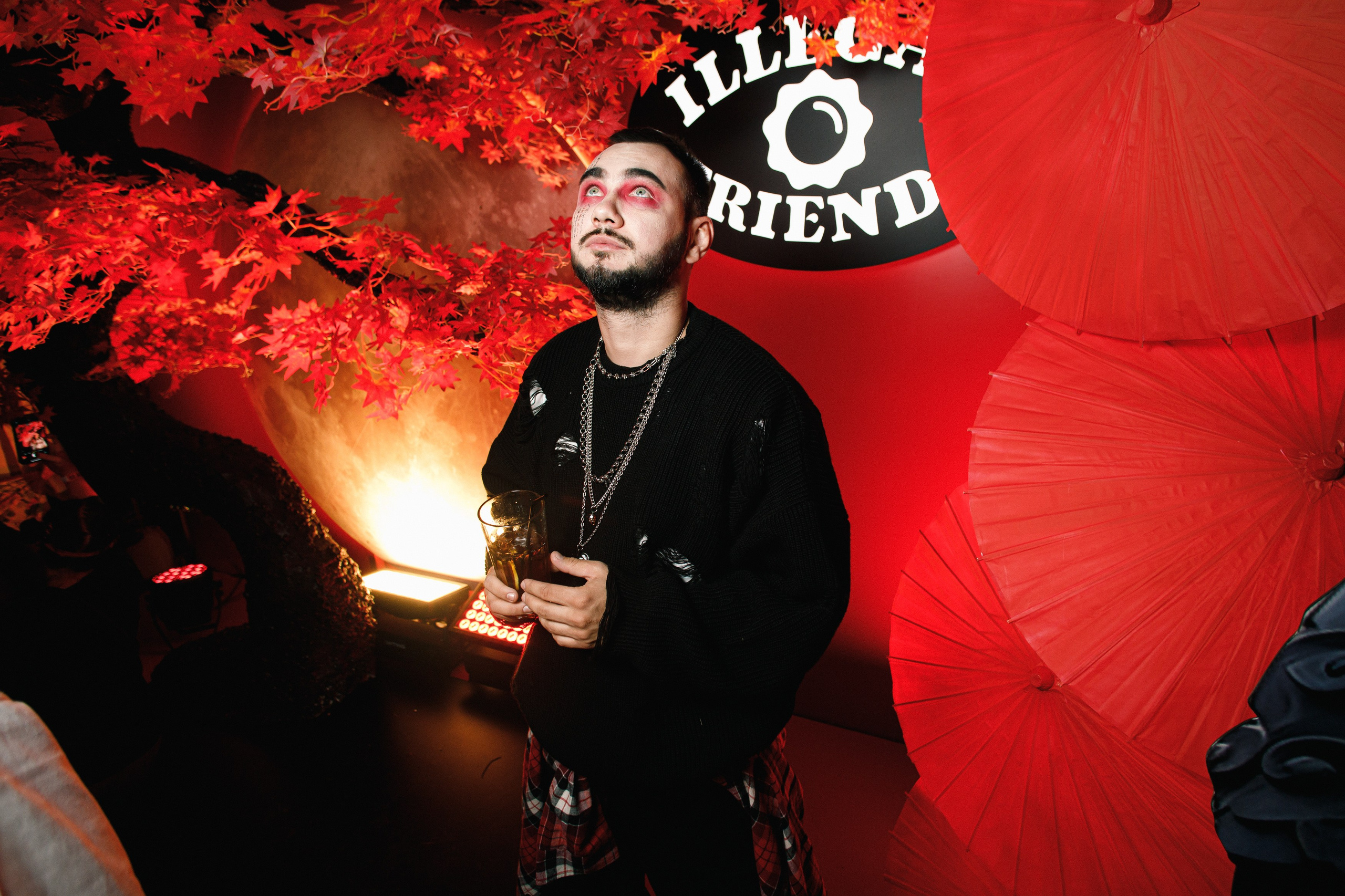 ILLEGAL FRIENDS | ASIA. СВОИ. ФОТООТЧЕТЫ-СОБЫТИЯ-МЕСТА