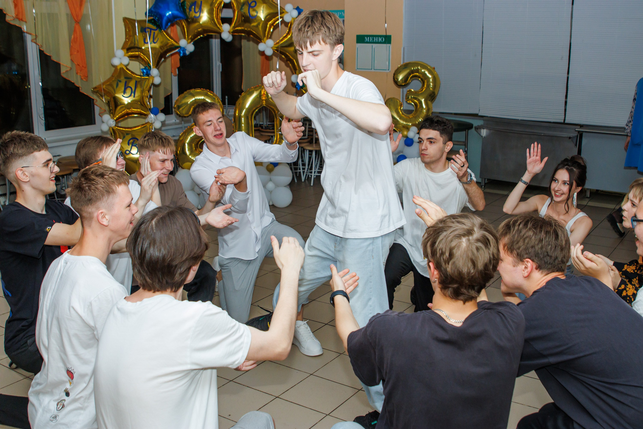 Выпускной 2023. Репортажный фотограф Минск ❘ Костецкий Илья ❘ Беларусь