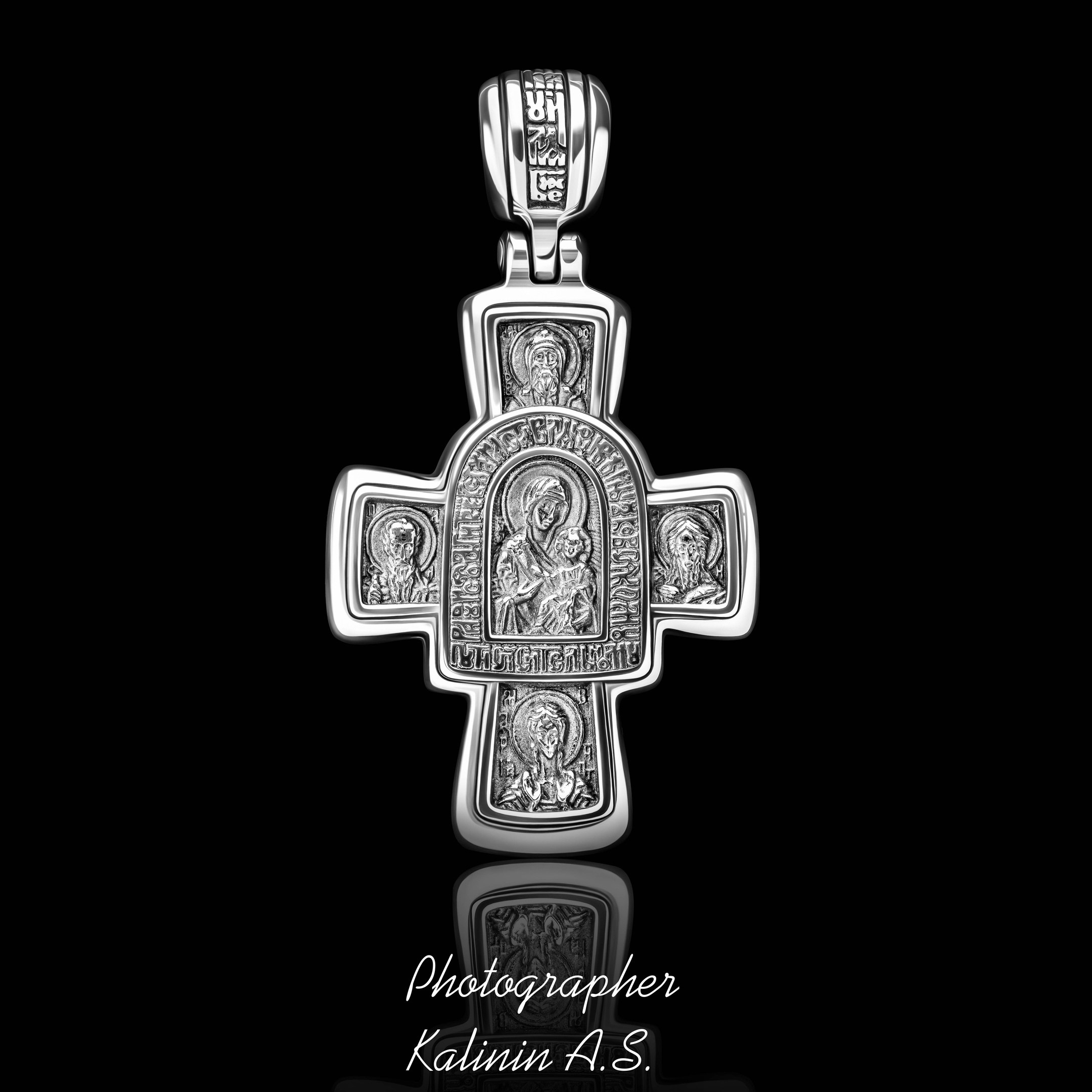 Рекламная эксклюзивная предметная фотосъёмка ювелирных изделий в Москве  тел +7 966-003-13-07. Высококачественная профессиональная рекламная фотосъёмка ювелирных украшений, драгоценных камней в Москве. Обучение, консультация