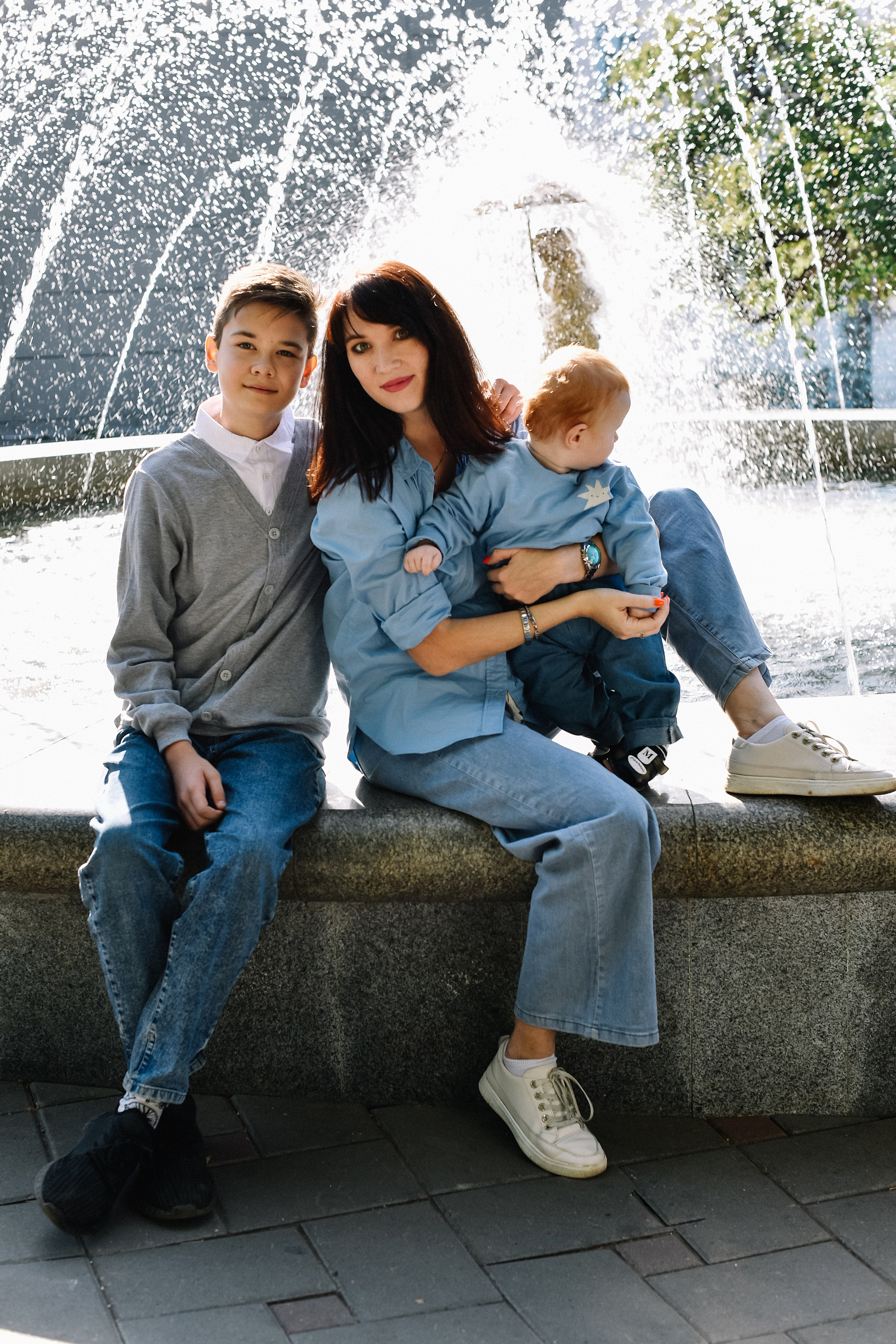 Прогулка Олеси, Льва и Ванечки