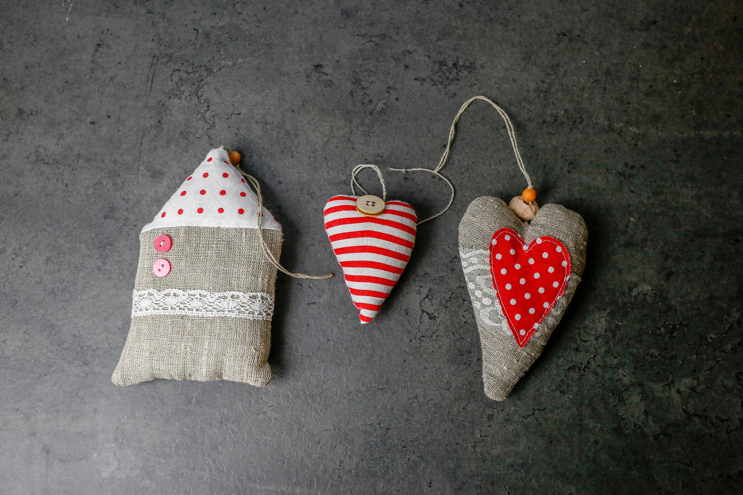 Игрушки из текстиля. Разделочные доски и деревянная мебель на заказ