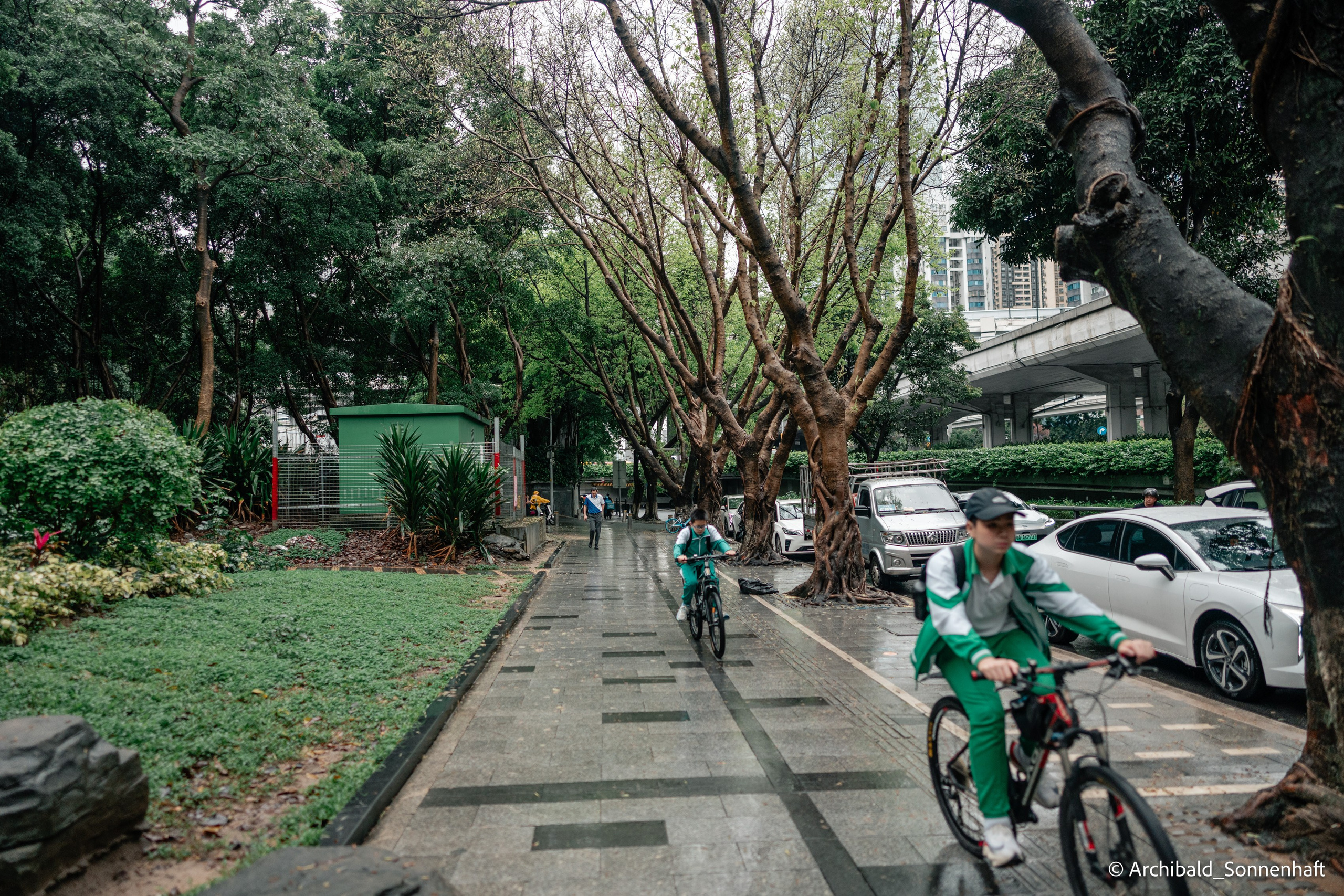 Week trip to GZ. Photographer in Guangzhou, China. Archibald Sonnenhaft