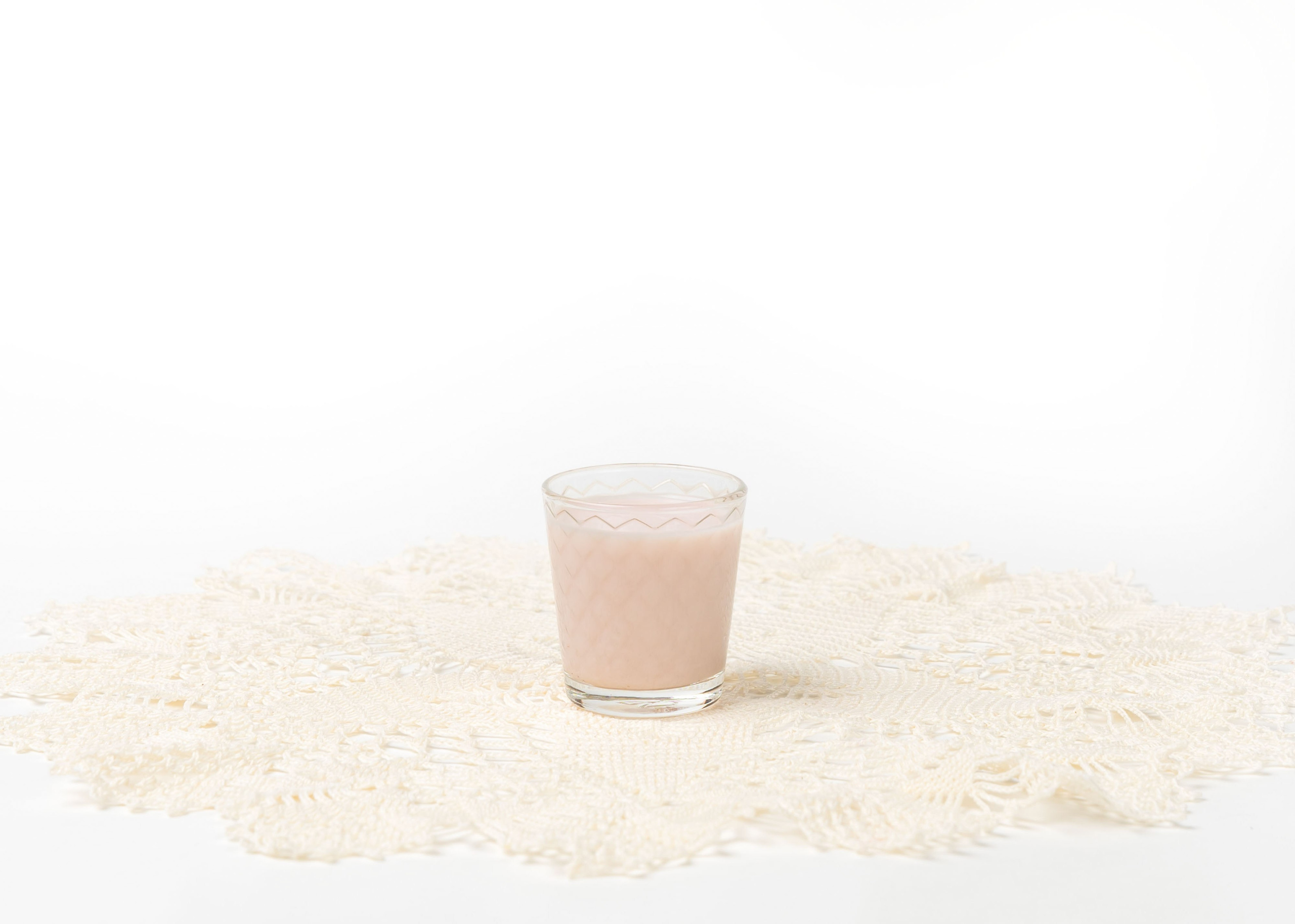 01.10.2025 Нино играет в домино, фото на меню. ФОТОГРАФ ВИНОГРАДОВА ДАРЬЯ