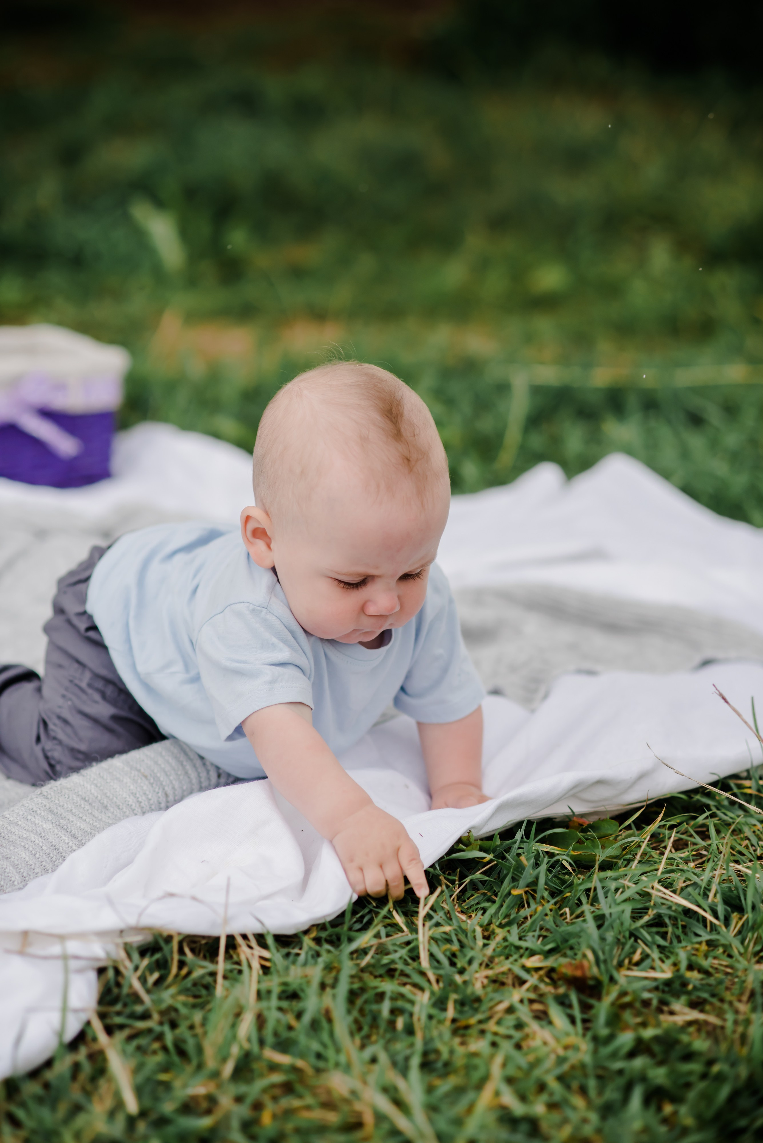 Анна и ее семья, фотосессия в поле. Свадебный и семейный фотограф Евгения Кононова