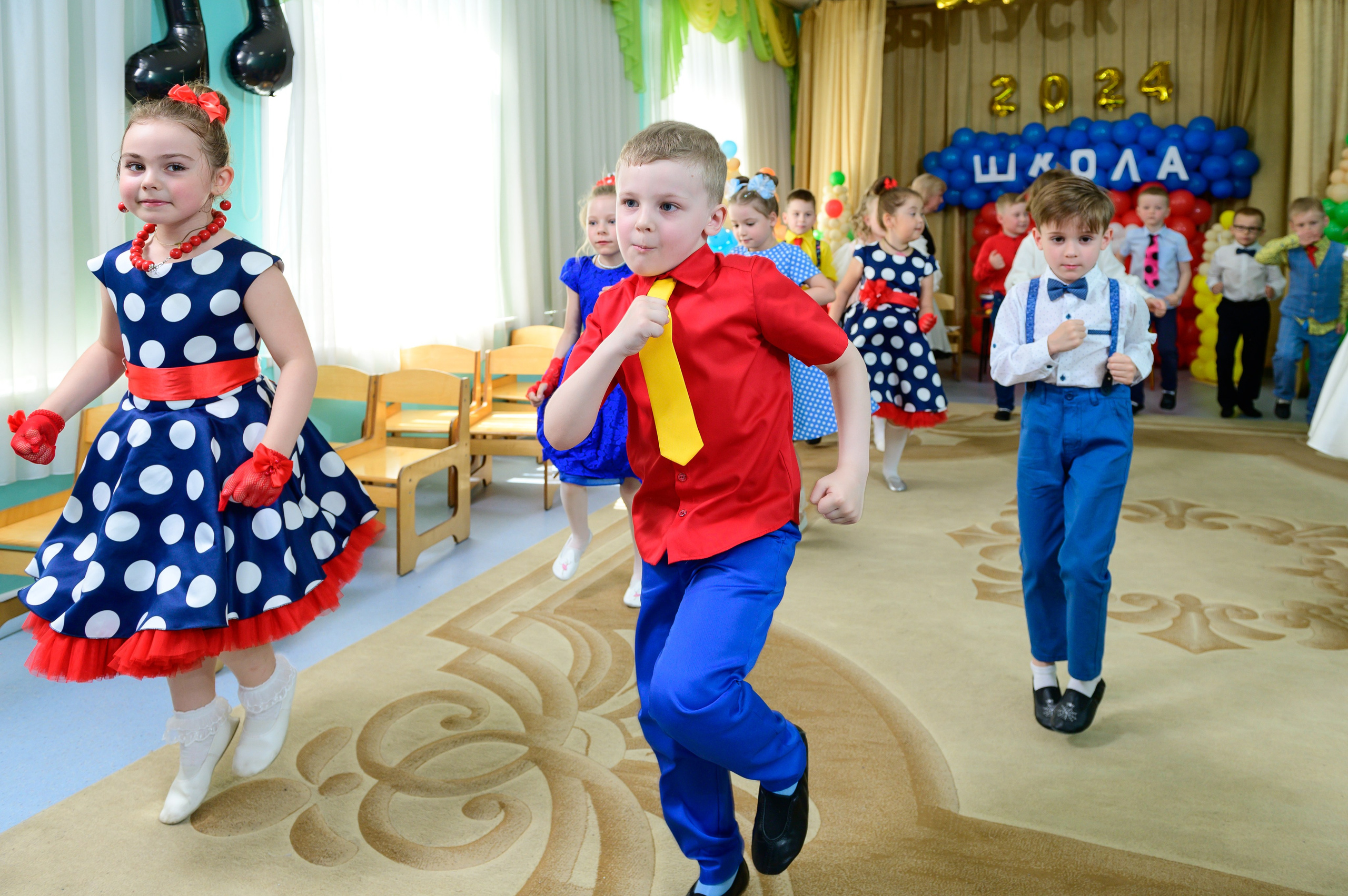 Репортажная съемка в детском саду. Выпускной школьный альбом в Москве / Школьный фотограф Юлия Михайленко