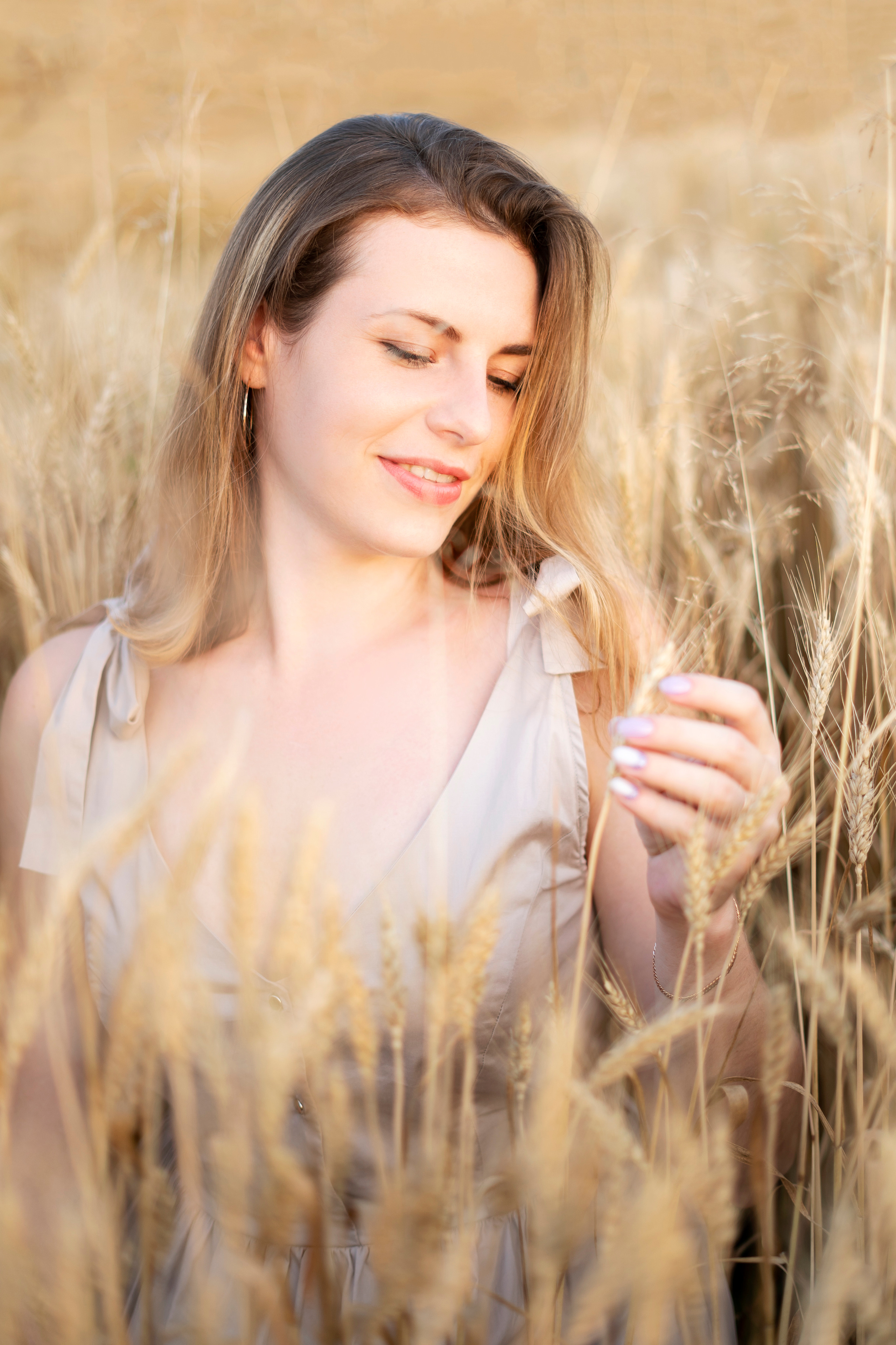 Наталия и Юлия (фотосессия в пшенице). Фотограф Вера Зверуго в Орле