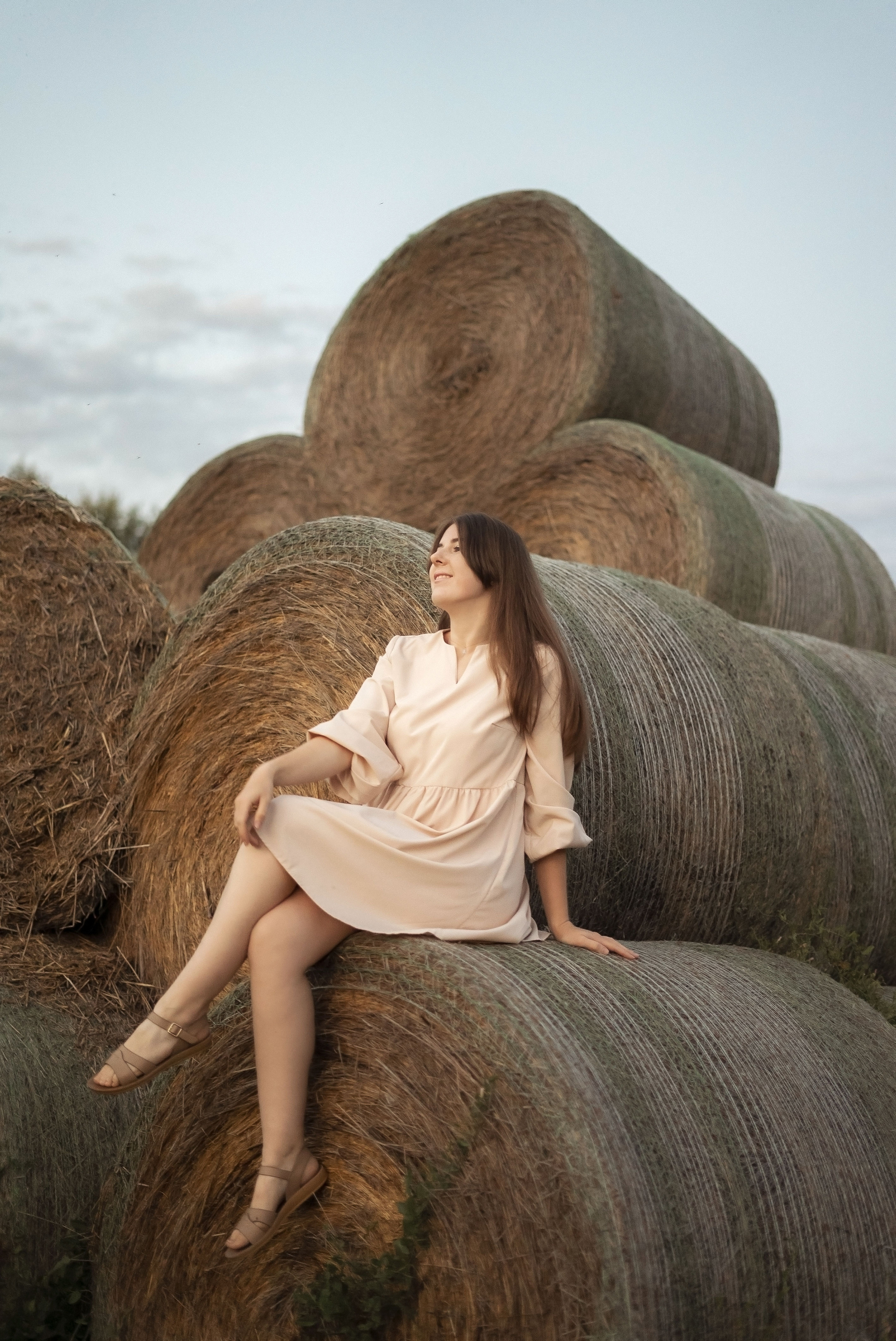 Александра (фотосессия в поле). Фотограф Вера Зверуго в Орле