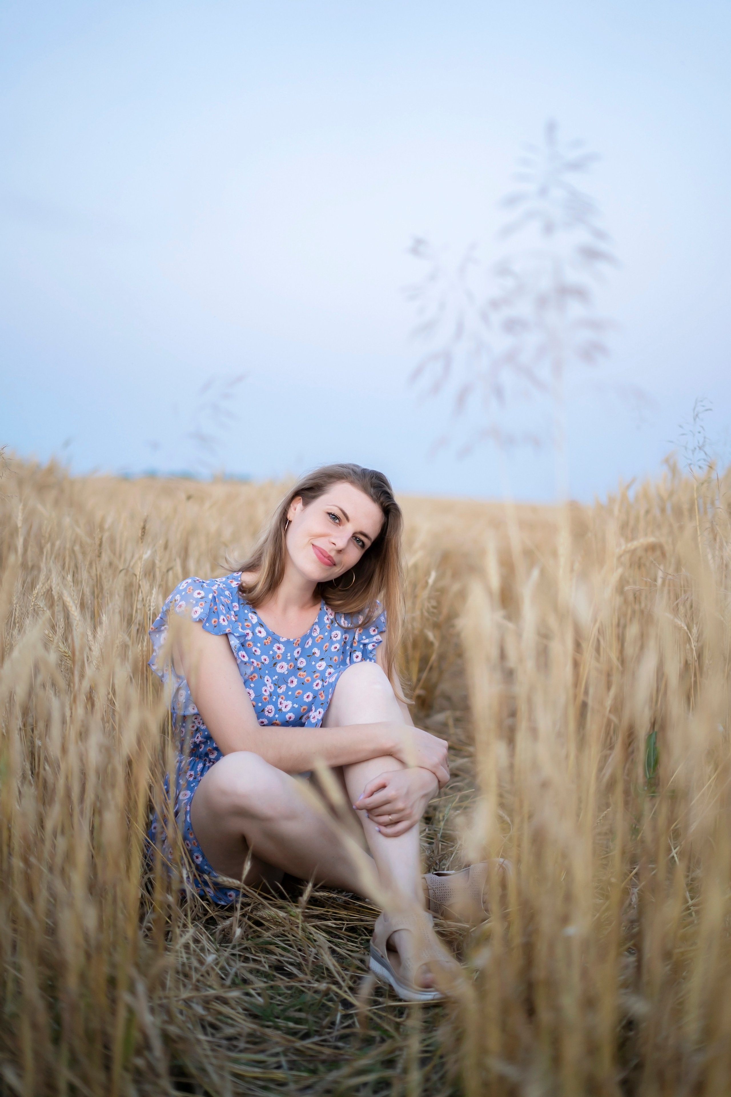 Наталия и Юлия (фотосессия в пшенице). Фотограф Вера Зверуго в Орле