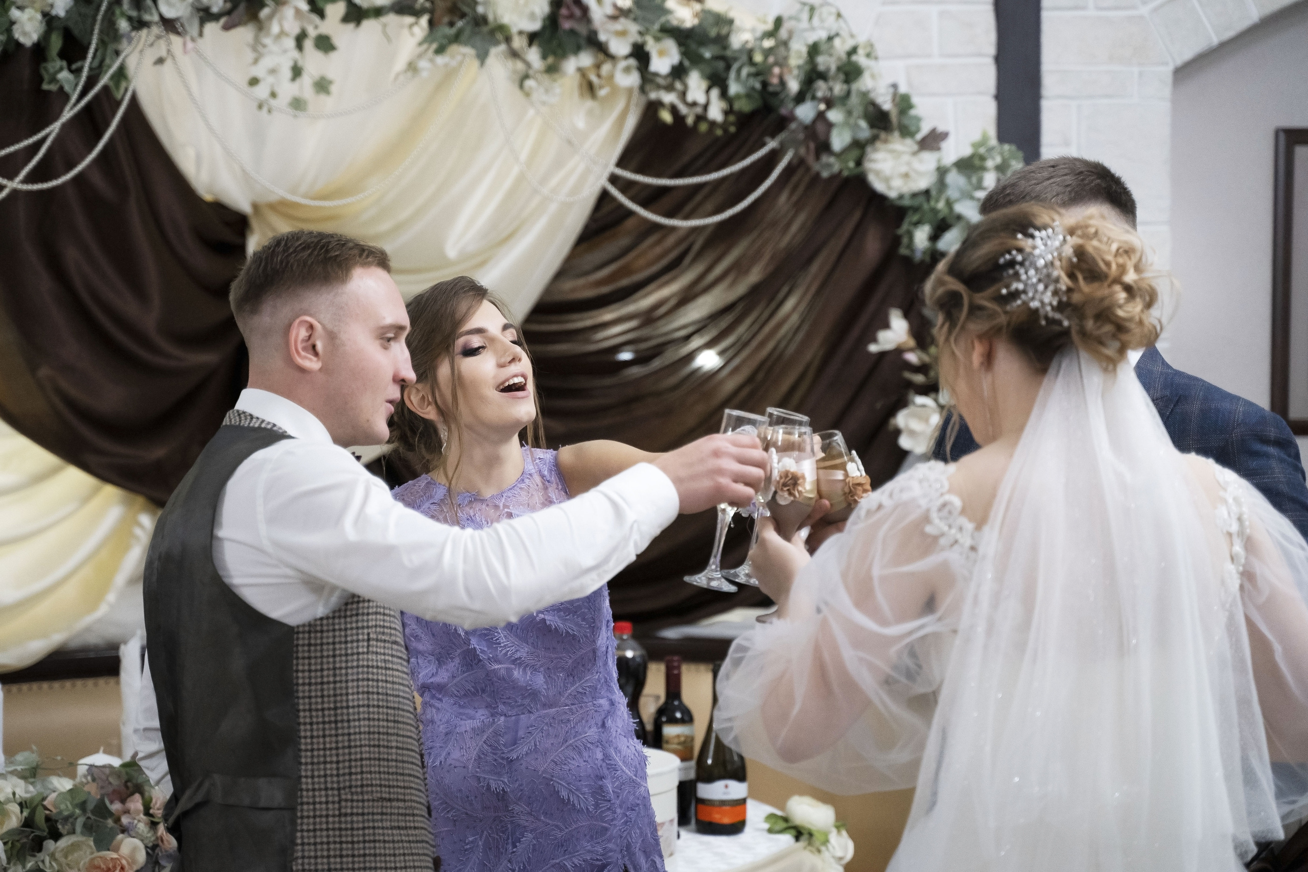 Александра и Роман (г.Орел). Фотограф Вера Зверуго в Орле