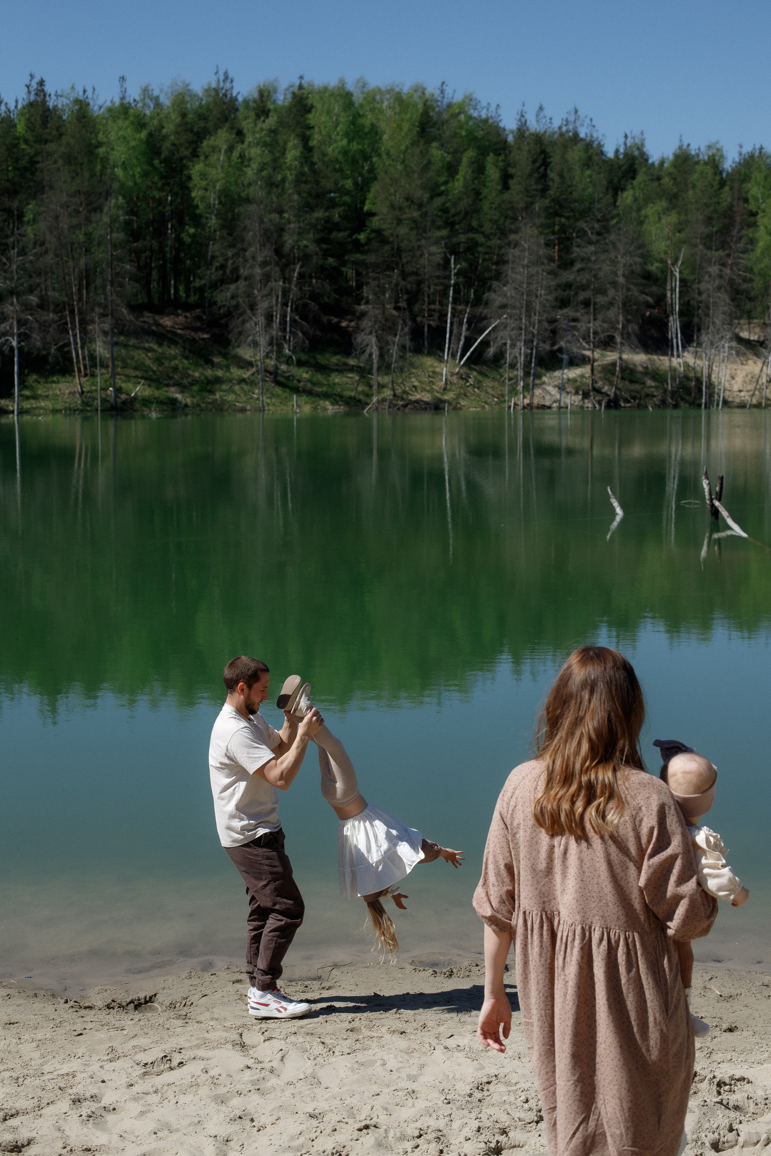 Семейная съемка на карьере. Фотограф Карпачан Анастасия