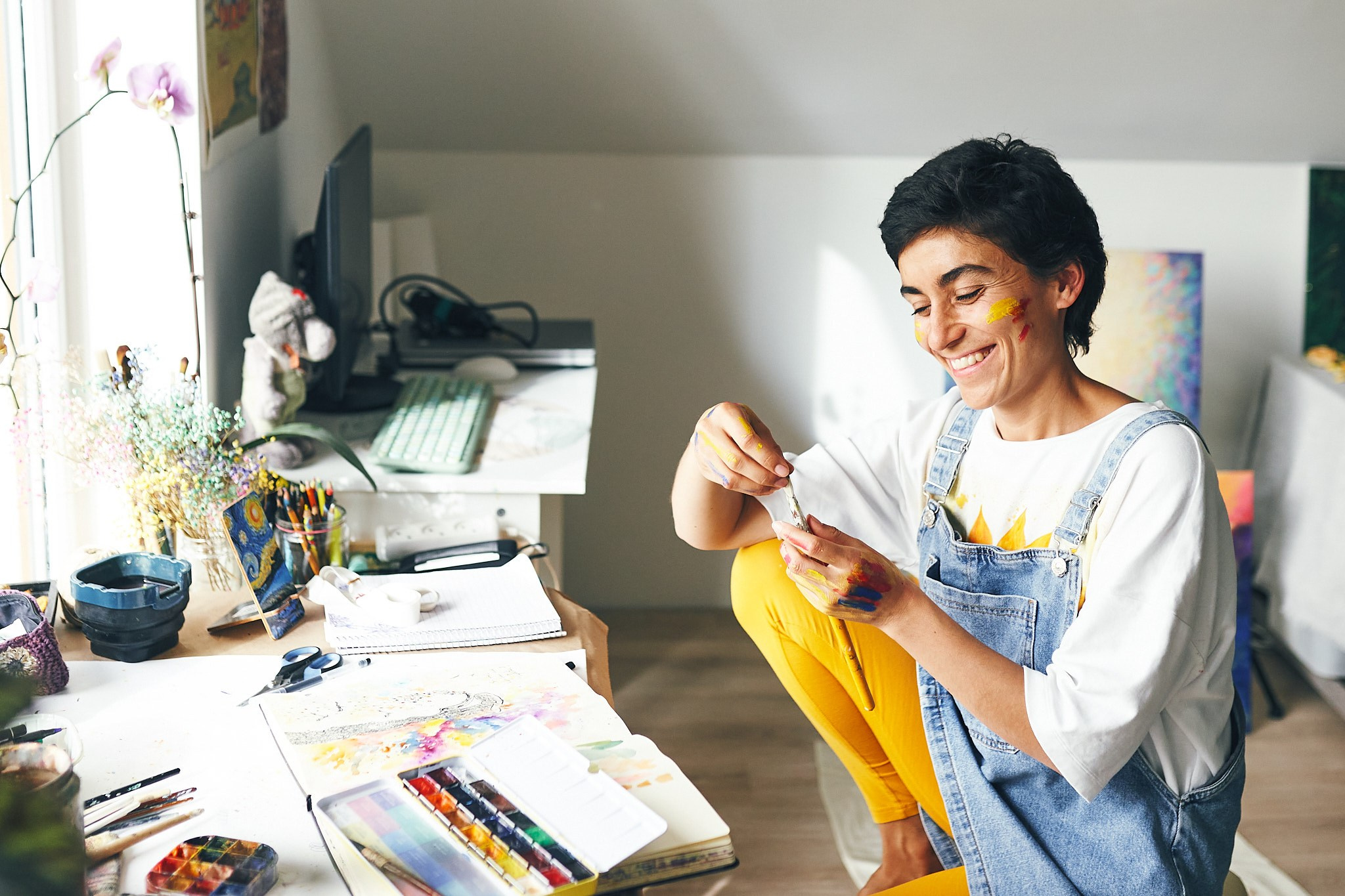 Контент съемка для художницы. Фотограф в Сочи Катя Гончарова