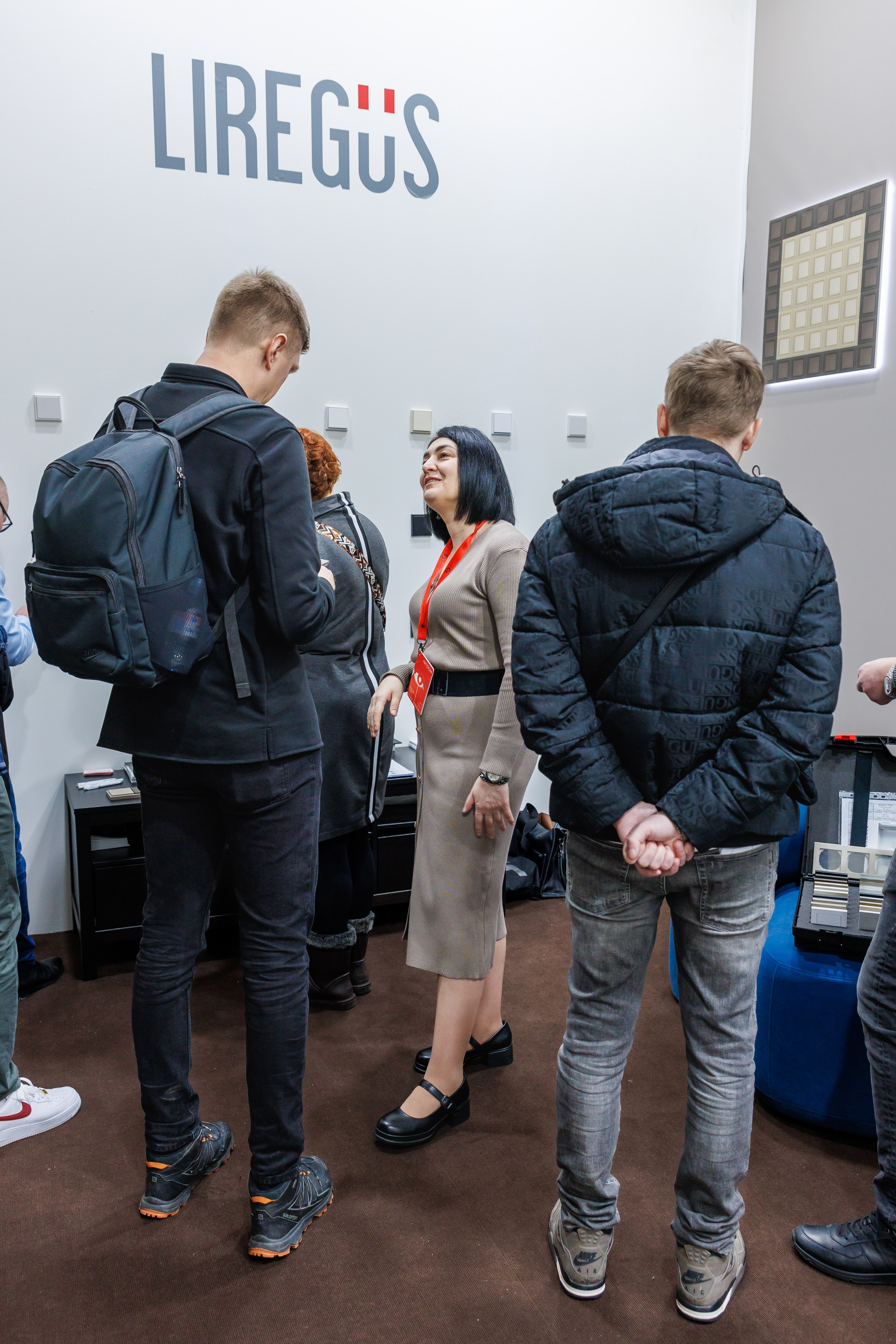 Фотосессия стенда в рамках выставки. Фотограф в Москве Дмитрий Емельянов