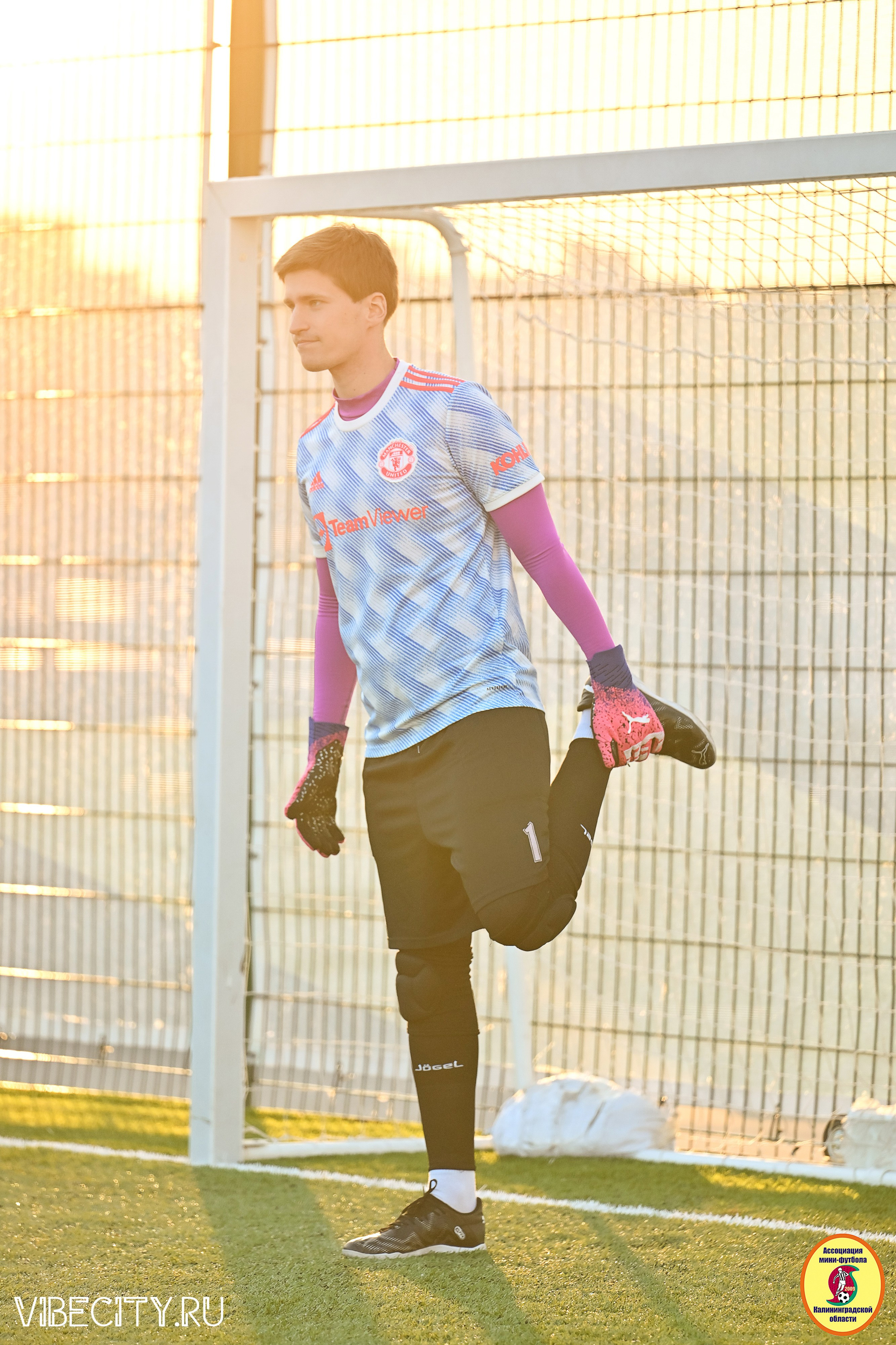 ИГРЫ МИНИ-ФУТБОЛЬНОЙ И КОРПОРАТИВНОЙ ЛИГИ. VIBECITY.RU Вайб Сити Ру Фоторепортажи Фотоотчеты Калининград