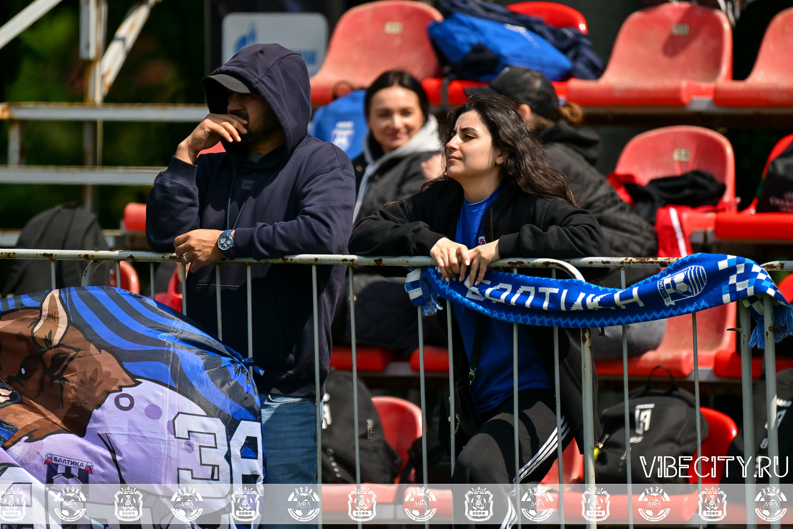 Большие Звезды светят Малым. VIBECITY.RU Вайб Сити Ру Фоторепортажи Фотоотчеты Калининград