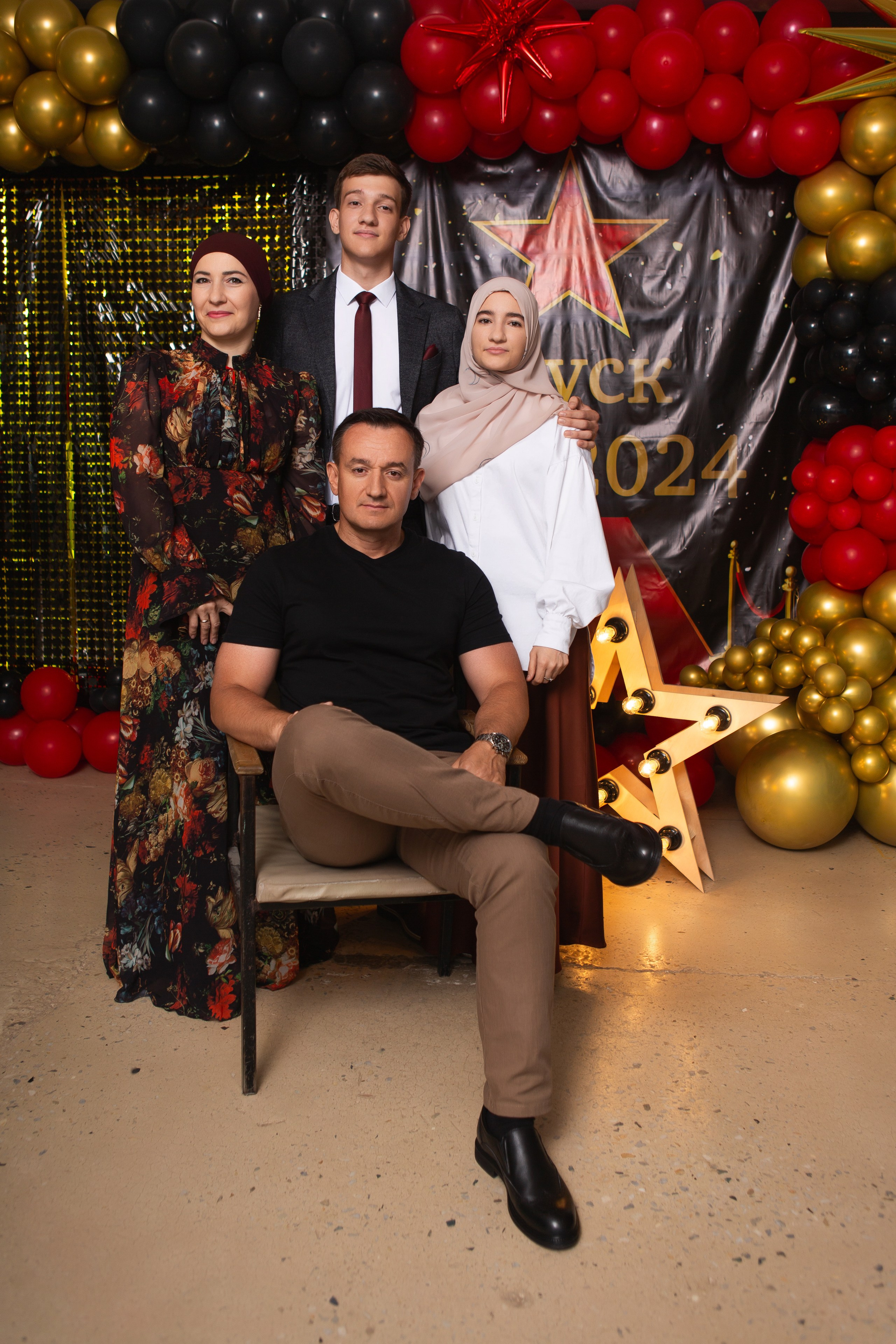 ФОТОСЕССИЯ С РОДИТЕЛЯМИ «ВЫПУСКНОЙ» 2024 г. 9 ШКОЛА г. МЦЕНСК. ТВОЙ АЛЬБОМ / ТВОИ ПРАВИЛА