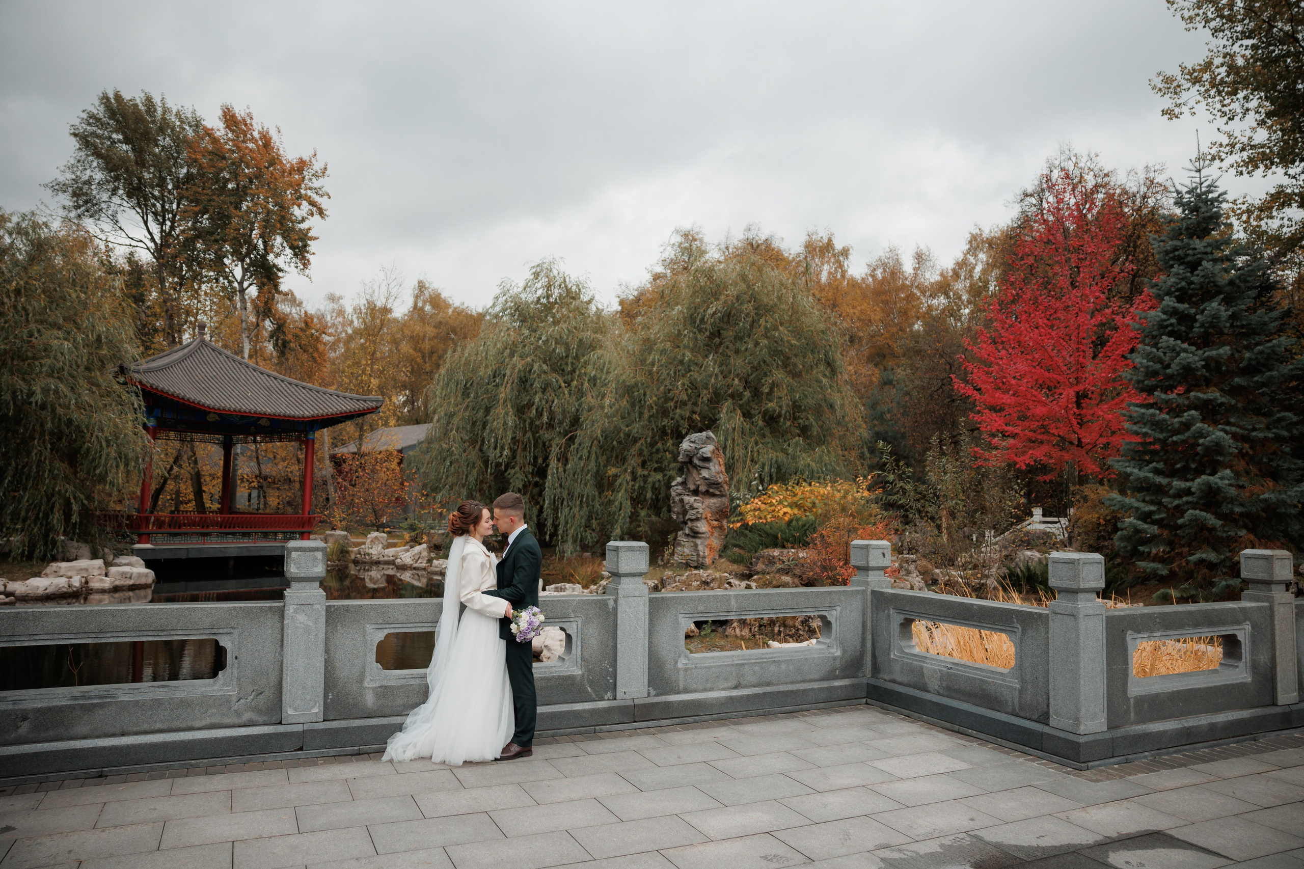 Константин и Дарья, ЗАГС ВДНХ, отель Soluxe, ресторан «Антик». Свадебный и репортажный фотограф (Москва, Королев и другие)