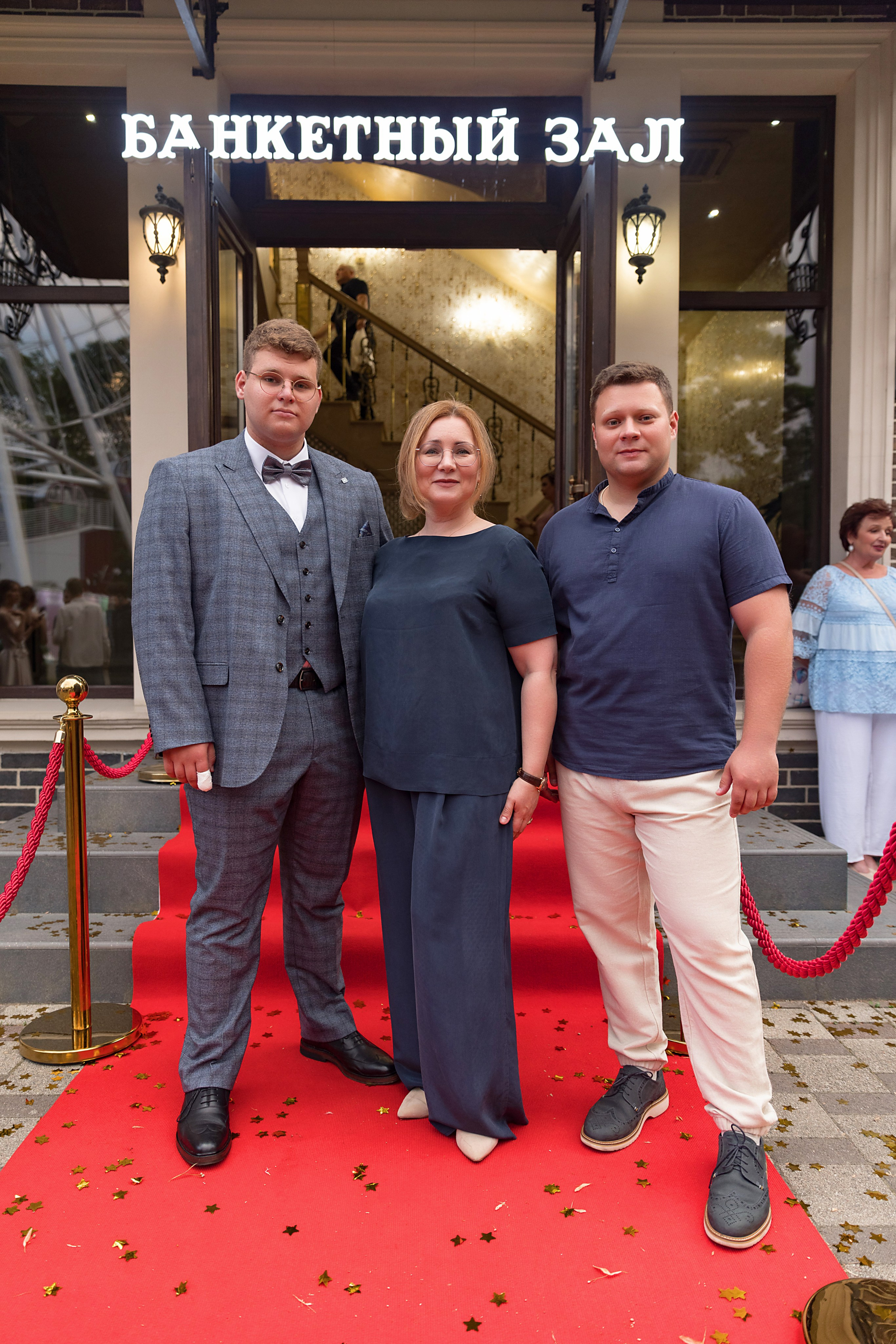 11 класс 48 лицей. Фотограф и Видеограф в Краснодаре Юлия Солодченко