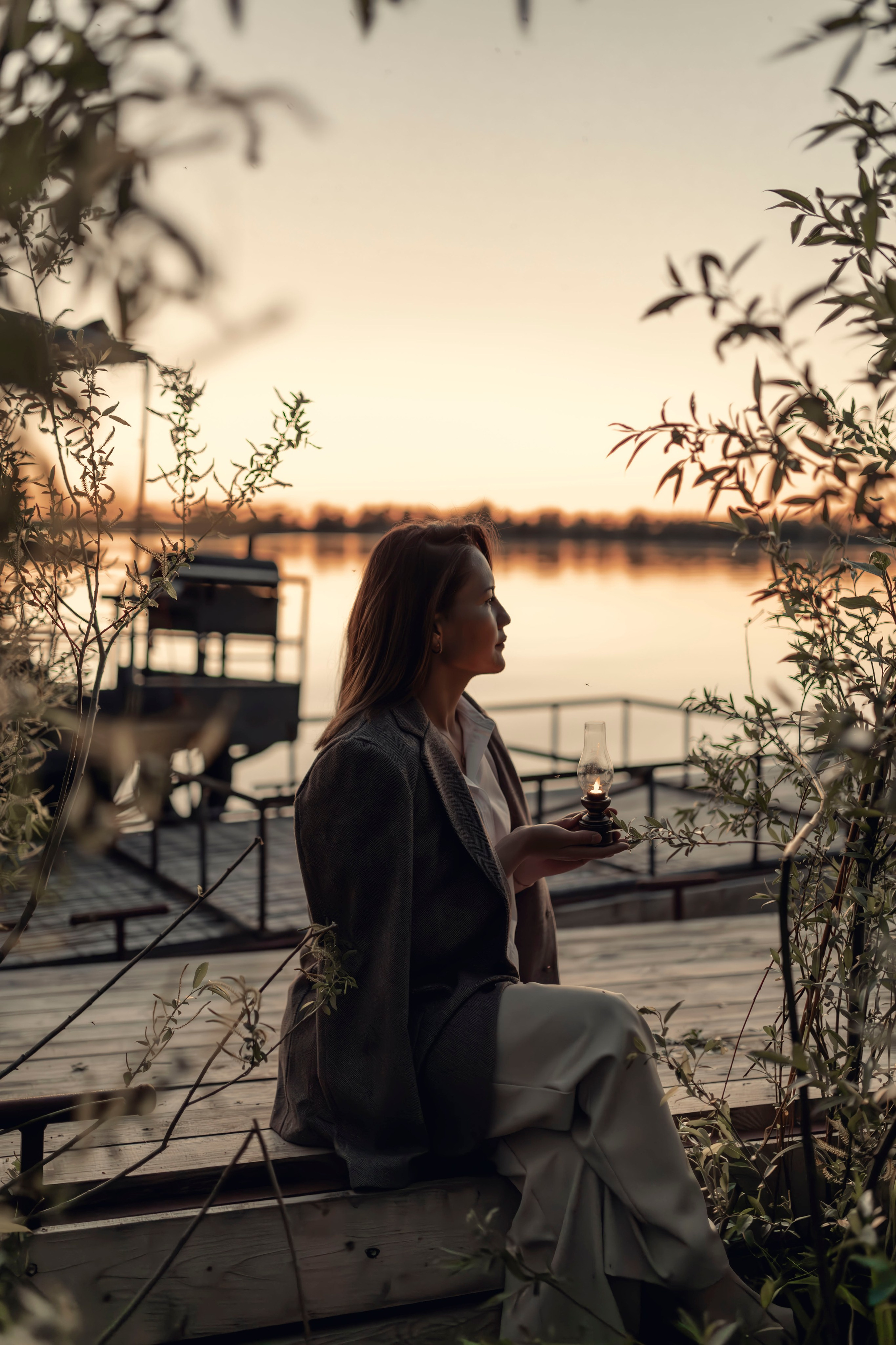 Тайны старого катера…. Фотограф Юлия Хакимова / Казань/ Чистополь