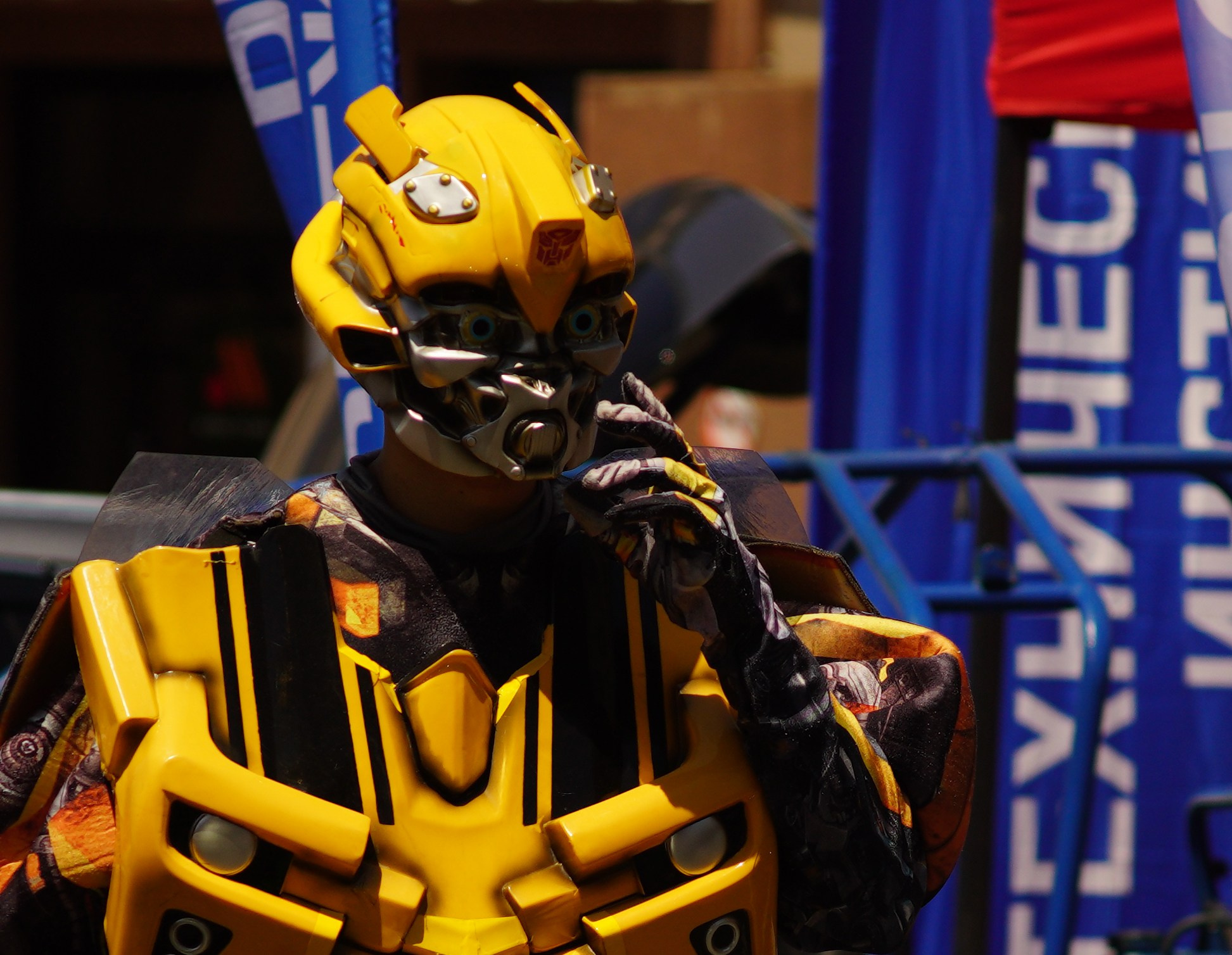 День города тачки и девочки. Фотограф Владивосток (художественный портрет, празднование, торжество, мероприятие, фотопрогулка)