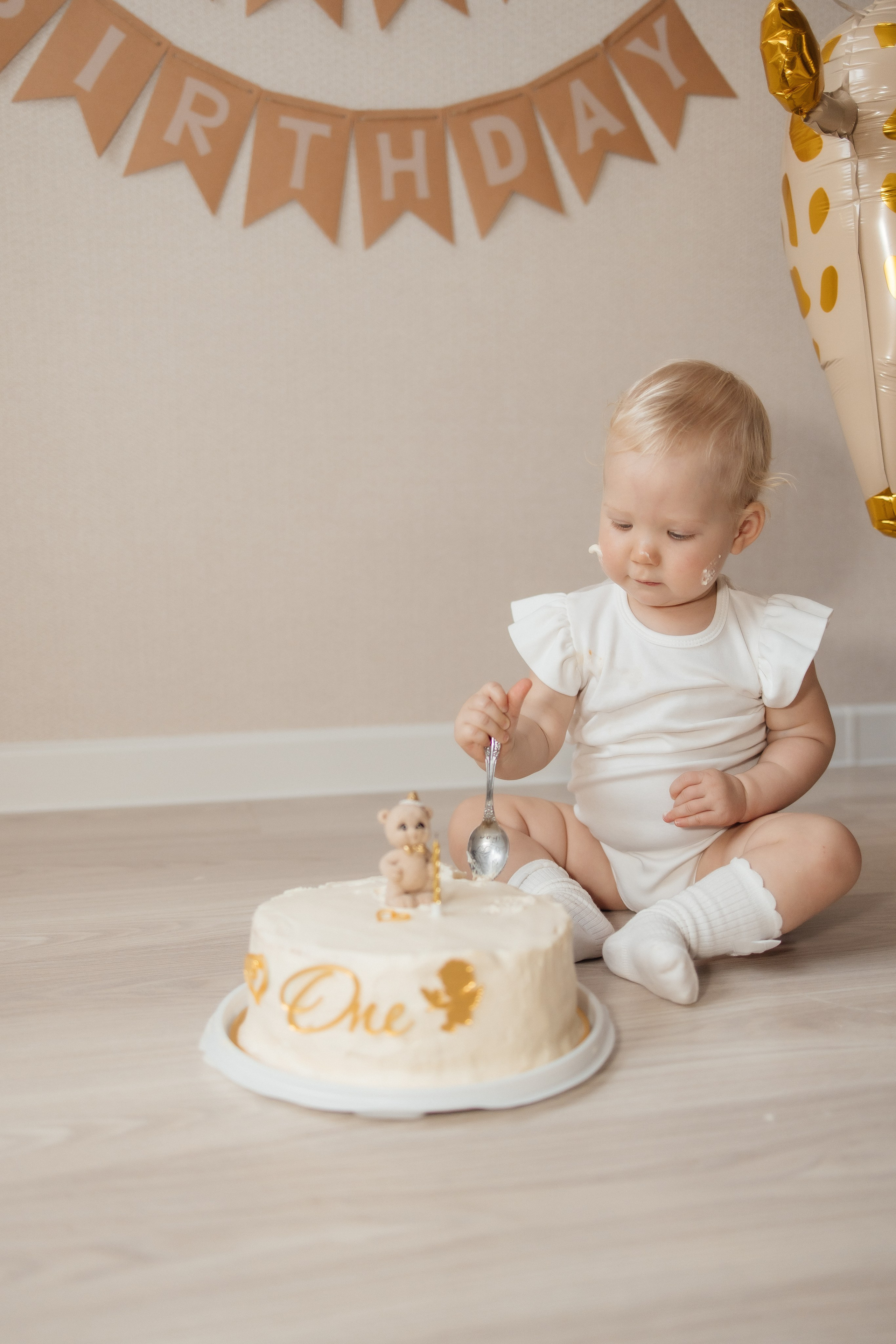 1 годик Еве (домашняя съемка). Профессиональный фотограф Кристина Искусных. Талдом- Москва