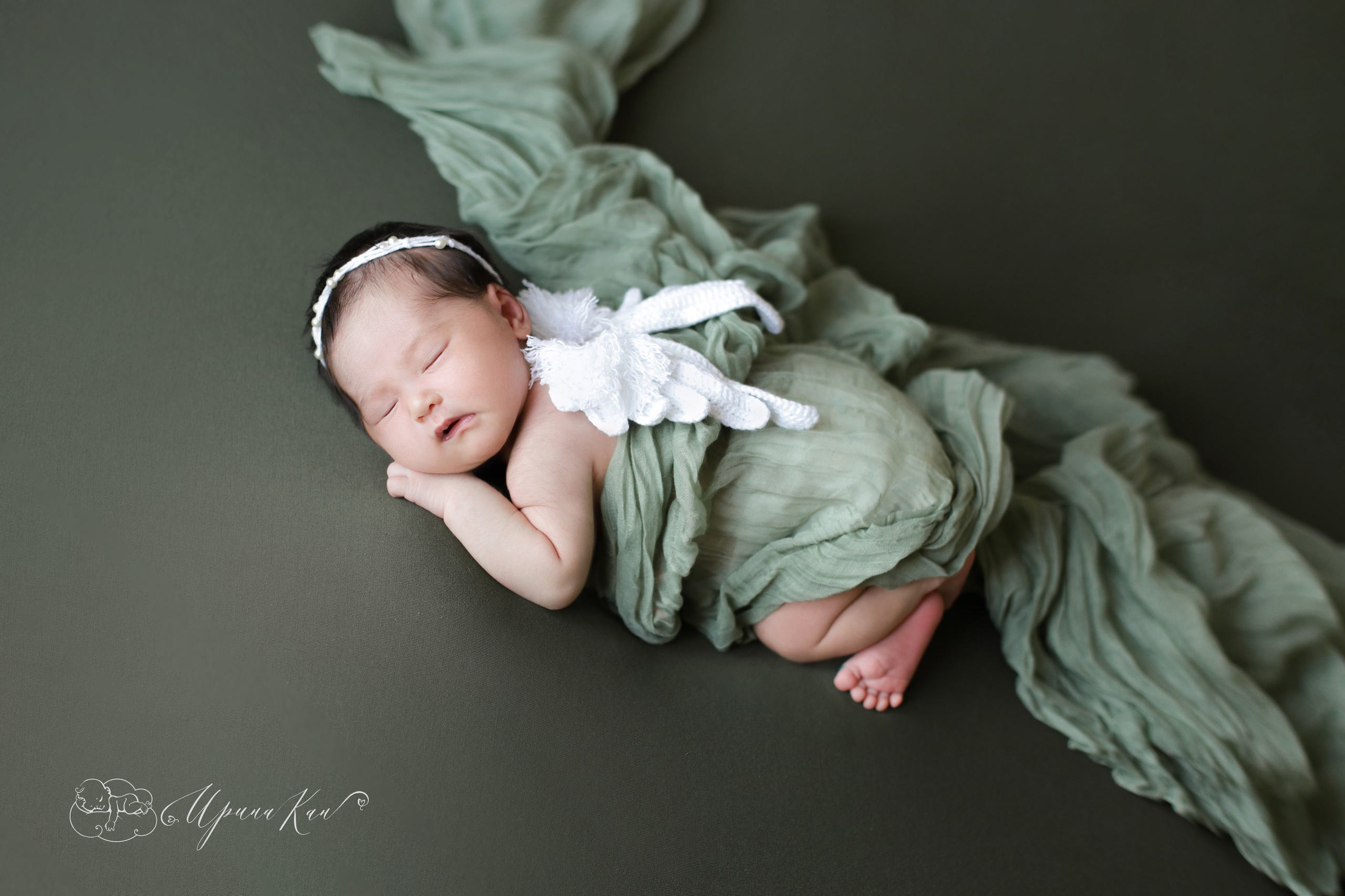 Мини съемка новорожденные девочки. Ирина Кан Фотограф новорожденных в Екатеринбурге