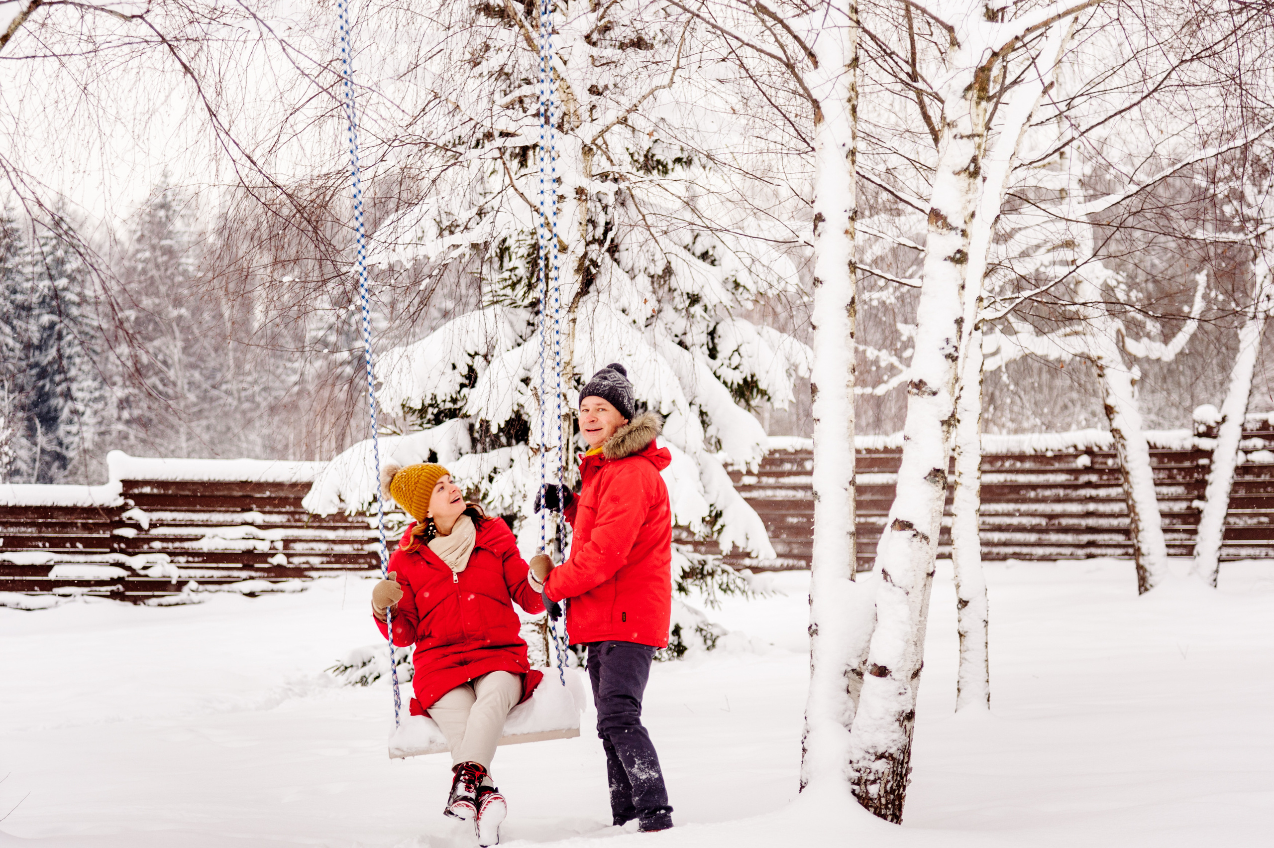 Зимняя семейная фотосессия за городом большой семьи. Семейный фотограф в Москве Елена Снегирева