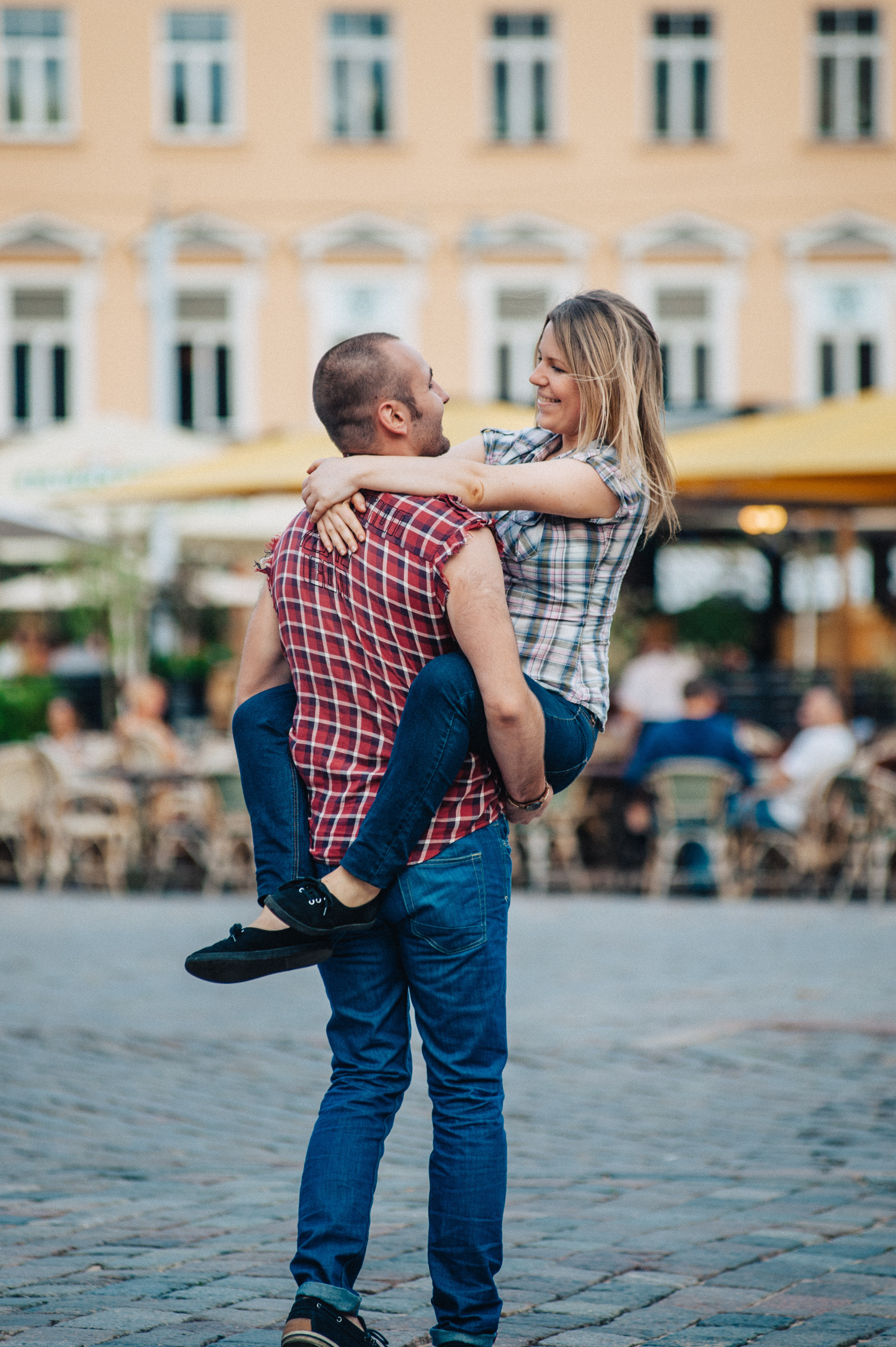 Надежда и Артем. Фотосессия Лавстори (Love Story). Семейный фотограф в Москве Елена Снегирева