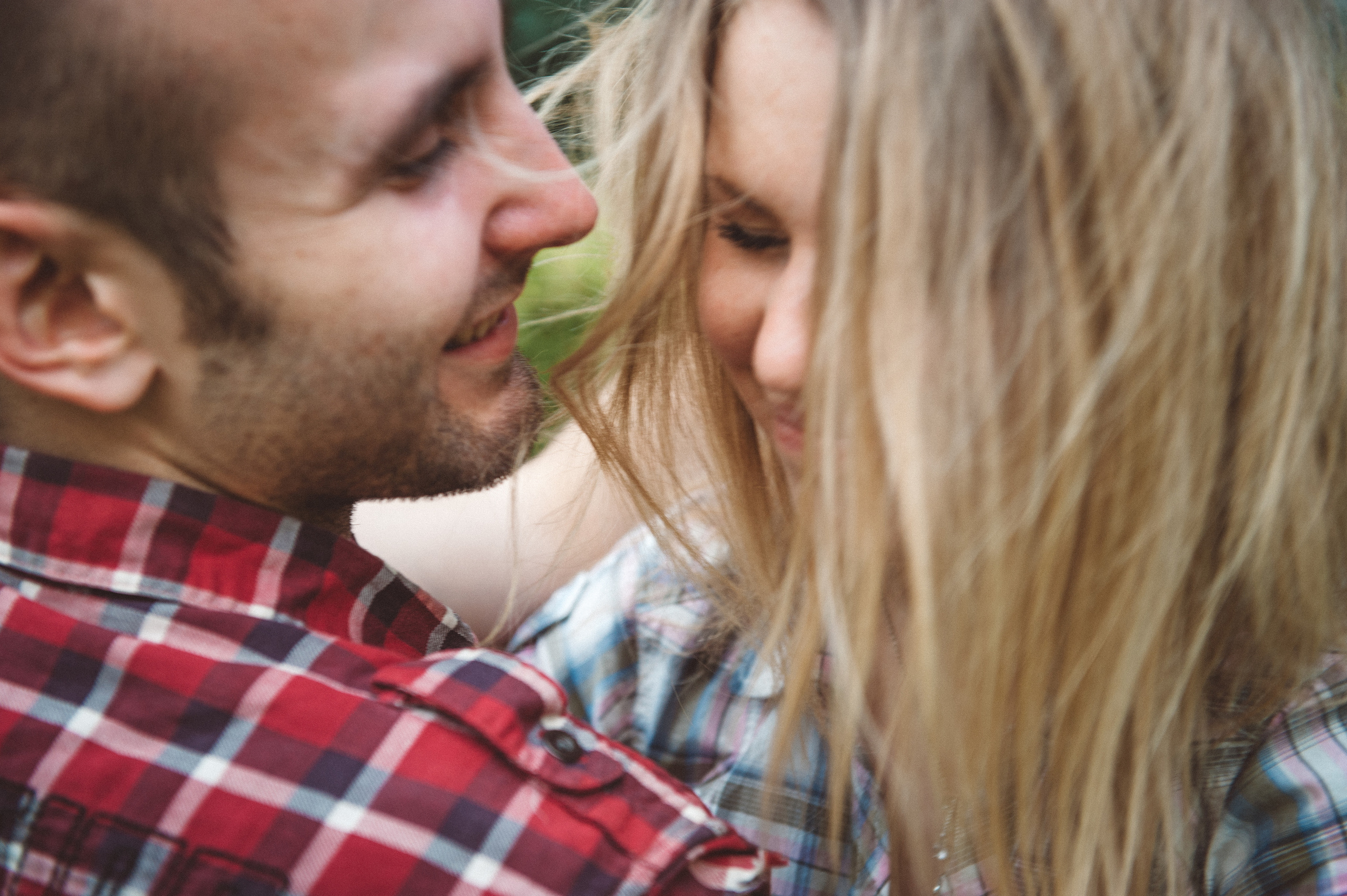 Надежда и Артем. Фотосессия Лавстори (Love Story). Семейный фотограф в Москве Елена Снегирева
