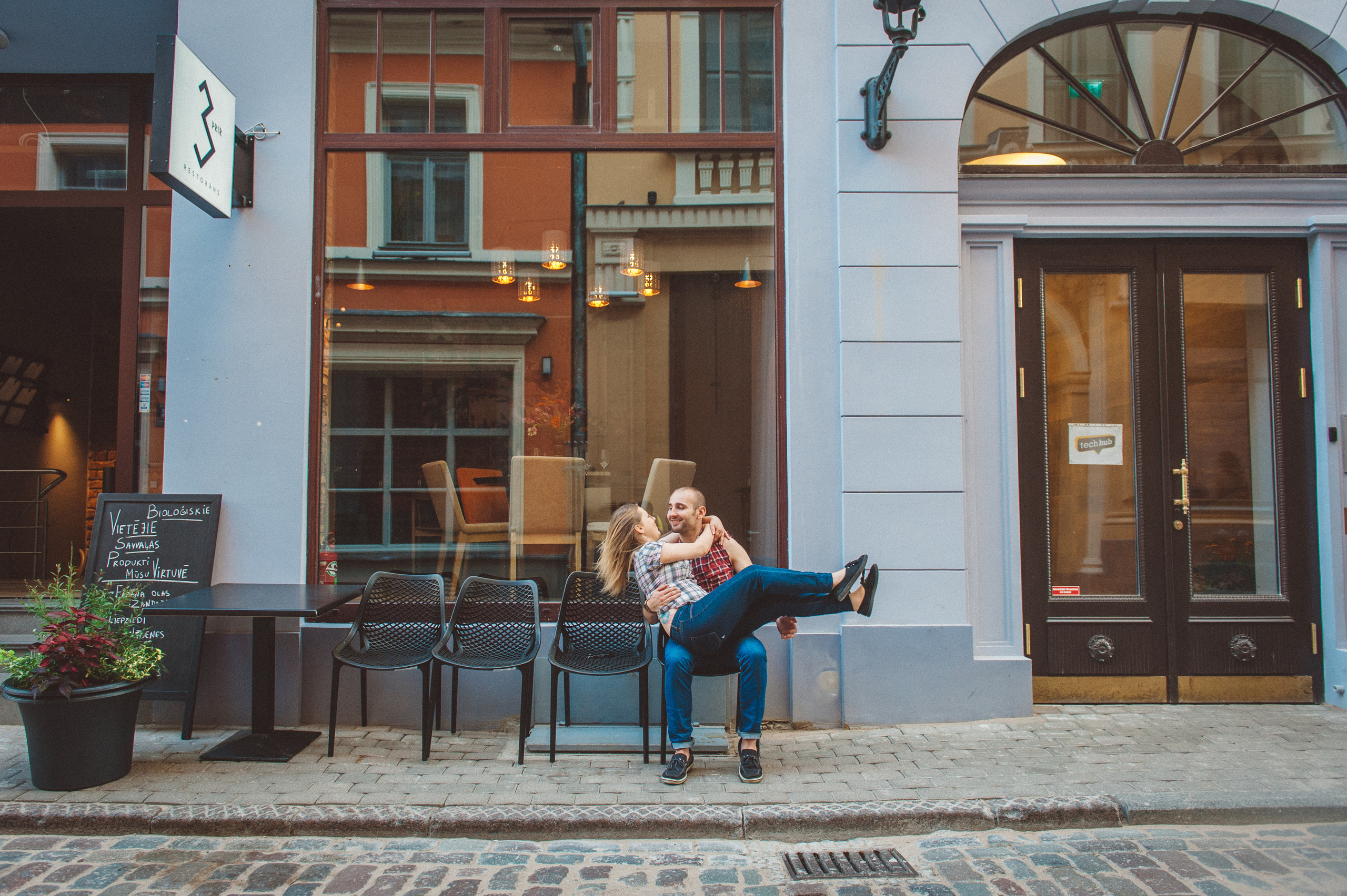 Надежда и Артем. Фотосессия Лавстори (Love Story). Семейный фотограф в Москве Елена Снегирева