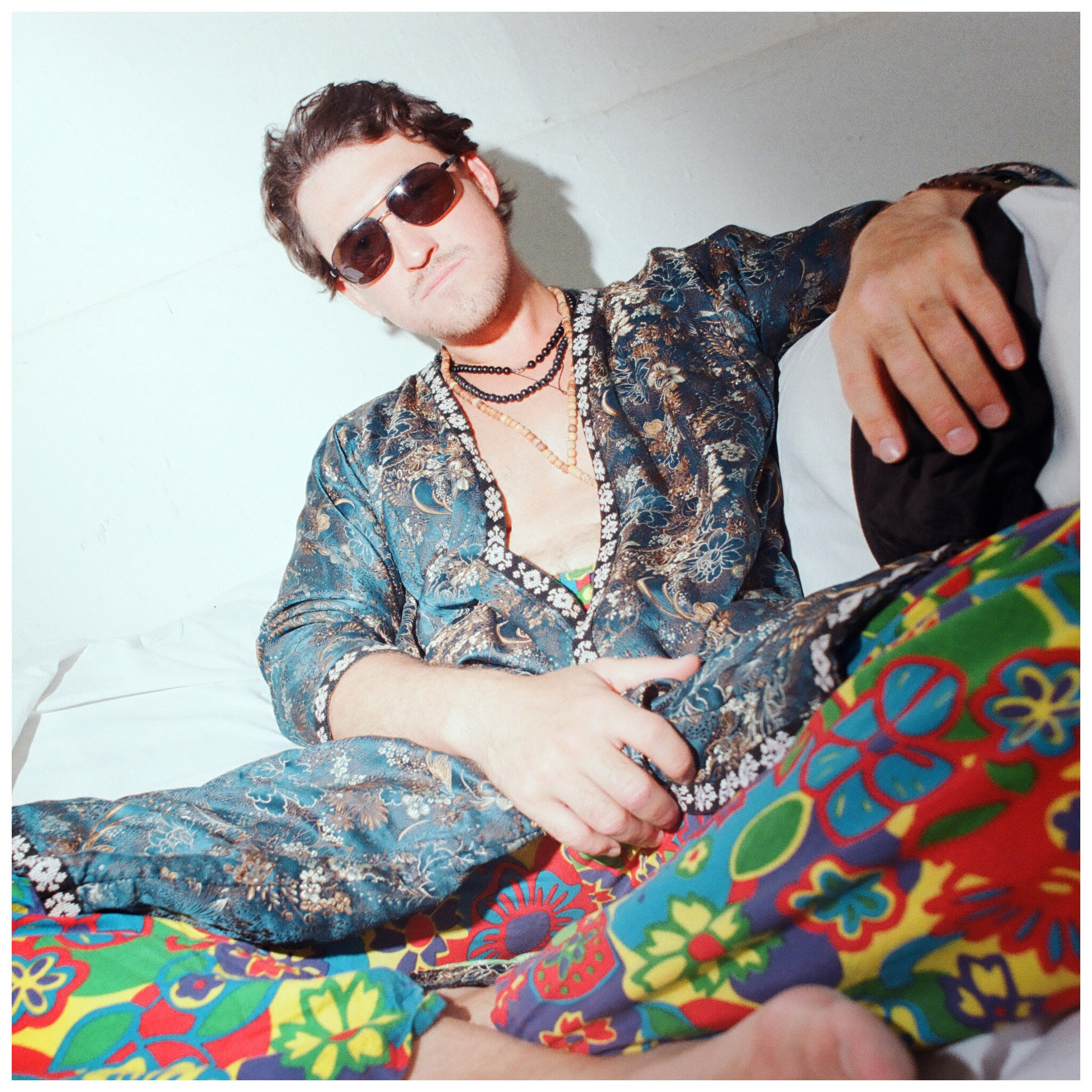 Mikee. Егор Фотобрат — Портретный фотограф теперь в Ташкенте