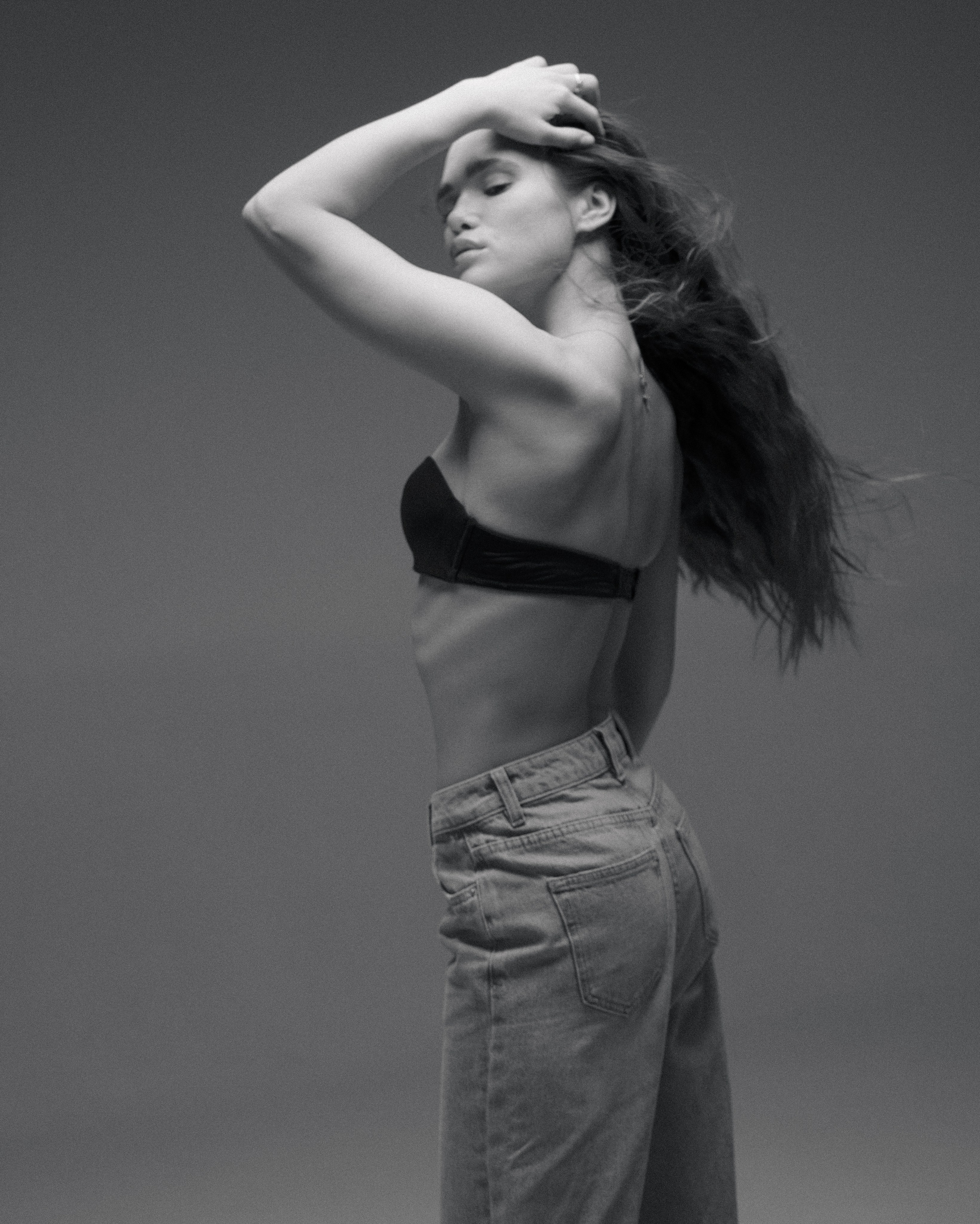 Фотосъемка в студии в стиле Вог. Фотограф и художник в Москве Евгения Нюнина