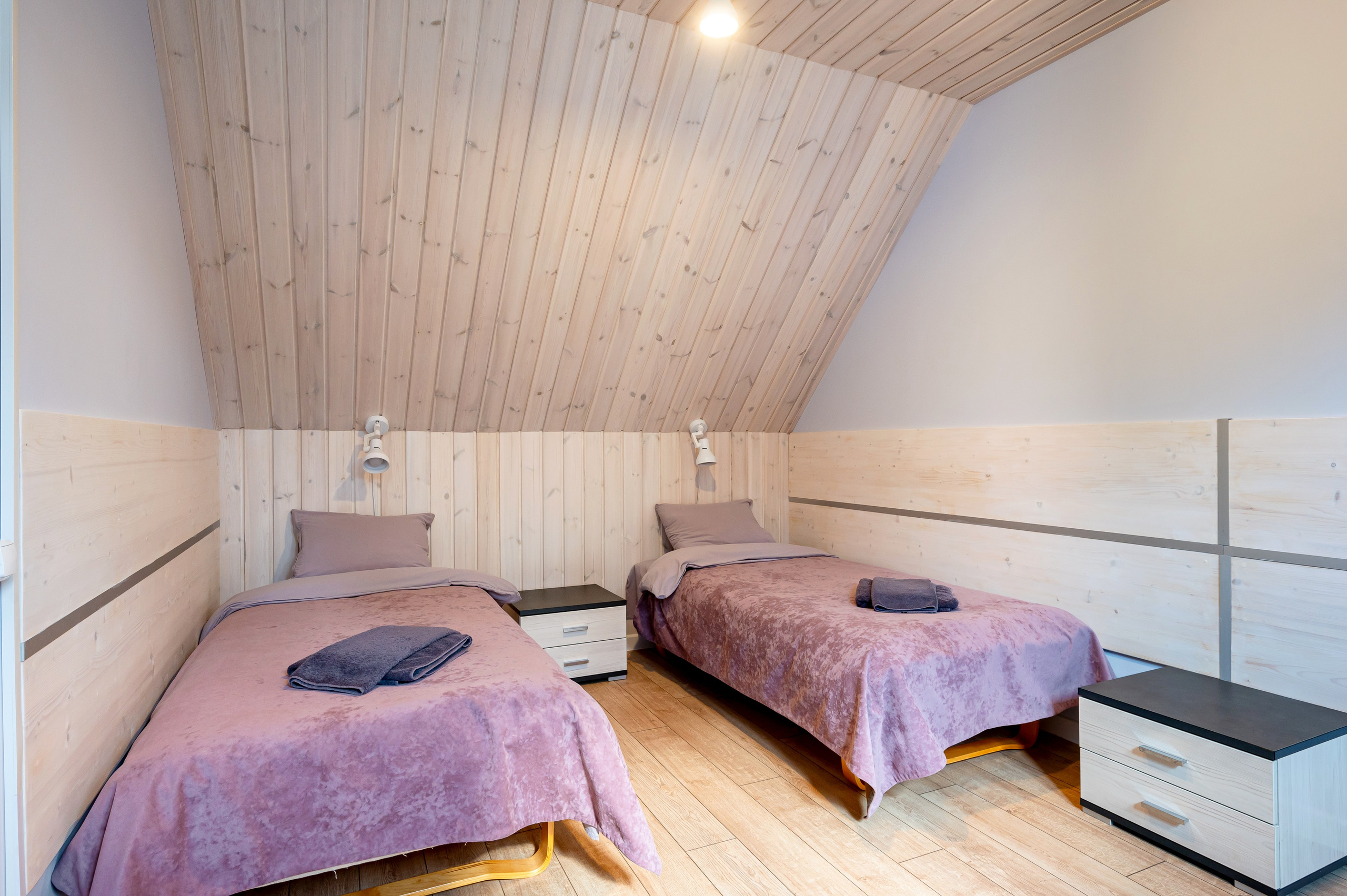 Поселок Озеро Лунное. Интерьерный фотограф. Фото- видеосъемка недвижимости Санкт-Петербург