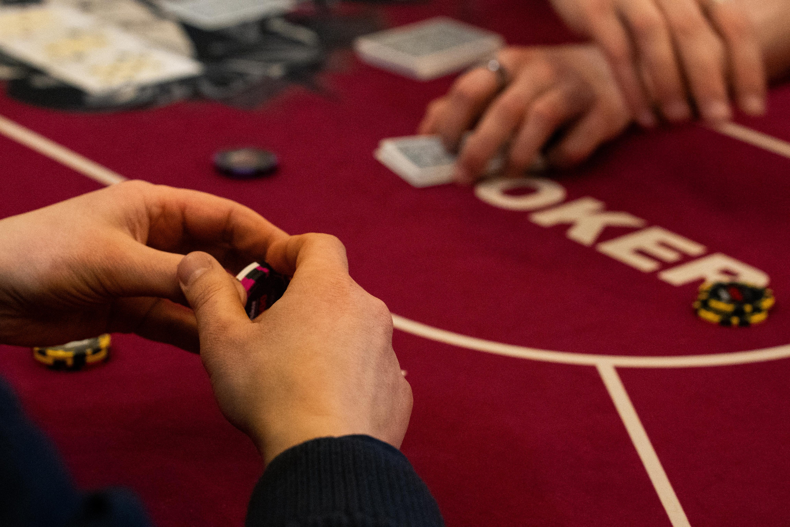 Joker Poker Club 28.02.2026. Коммерческий и художественный фотограф и видеограф в Москве Арсений Тургенев