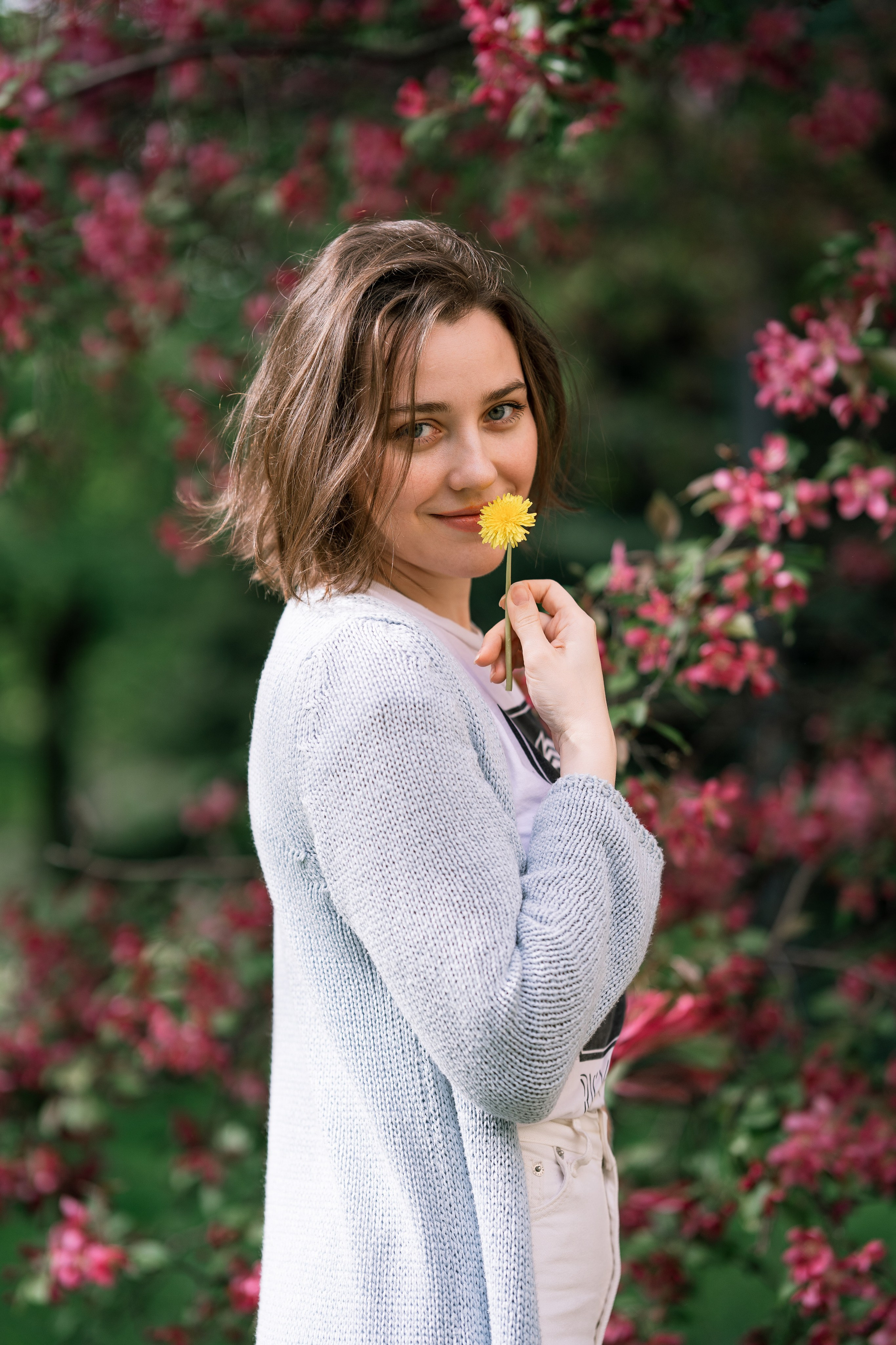 Нина. Розовые яблони. Семейный и контент фотограф в Москве Алёна Сливка