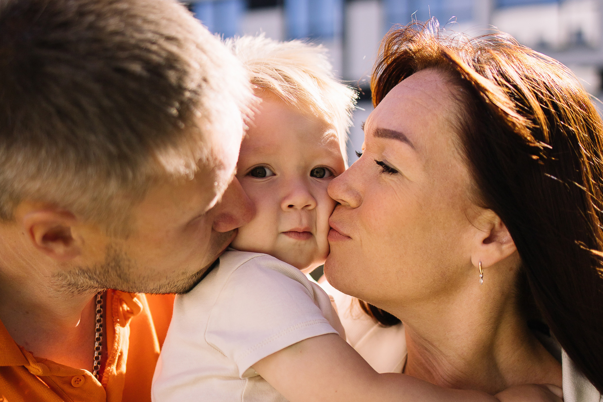 Утренняя семейная прогулка в Михайловском парк-квартале. Семейный фотограф в Томске Максимова Екатерина