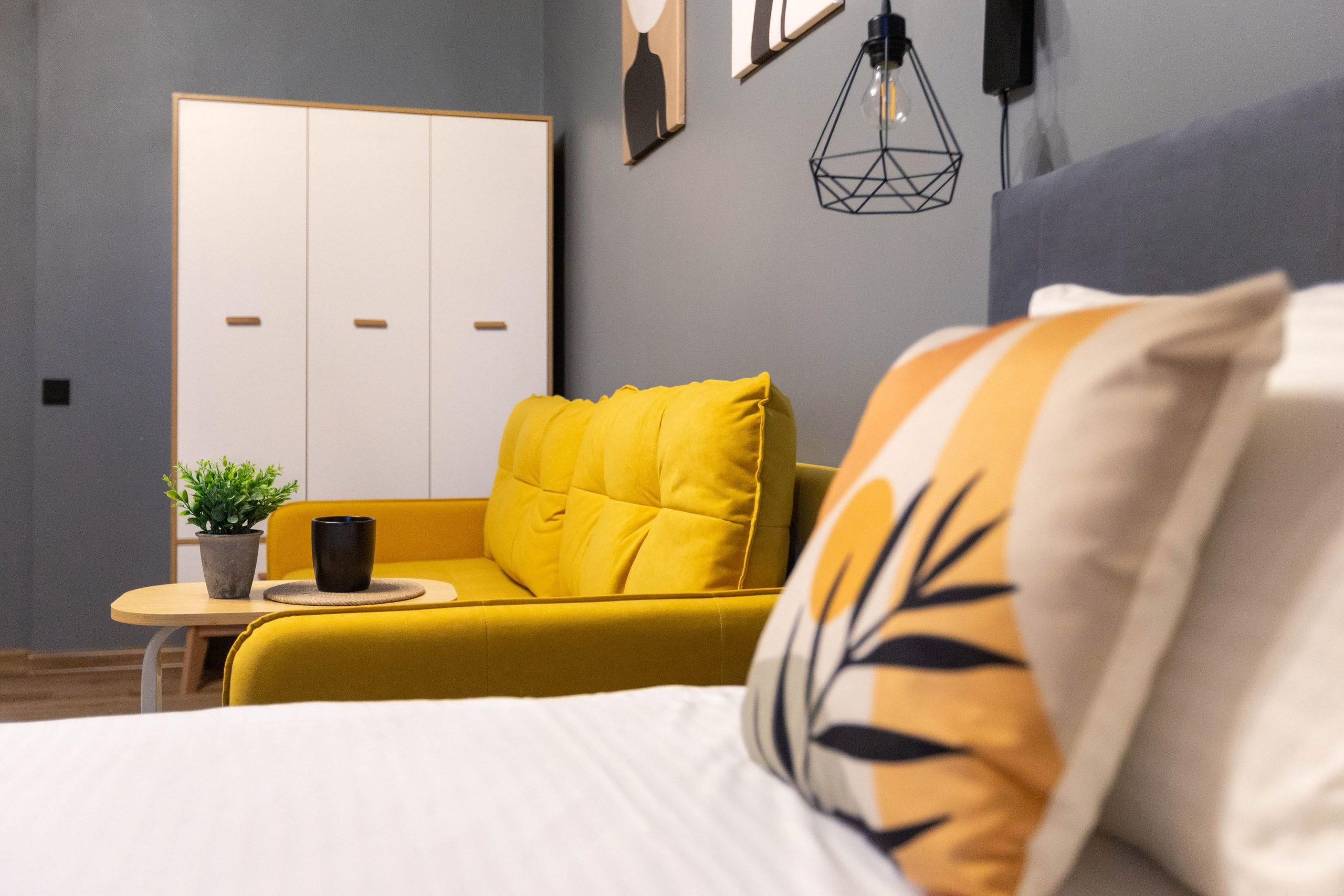 Профессиональный интерьерный фотограф из Воронежа. Фото помещений (квартир, помещений, производства, бизнеса).