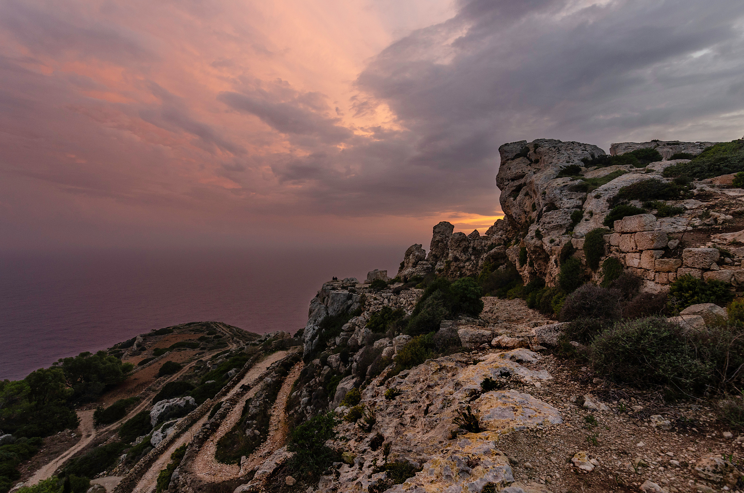 утесы Дингли, о. Мальта