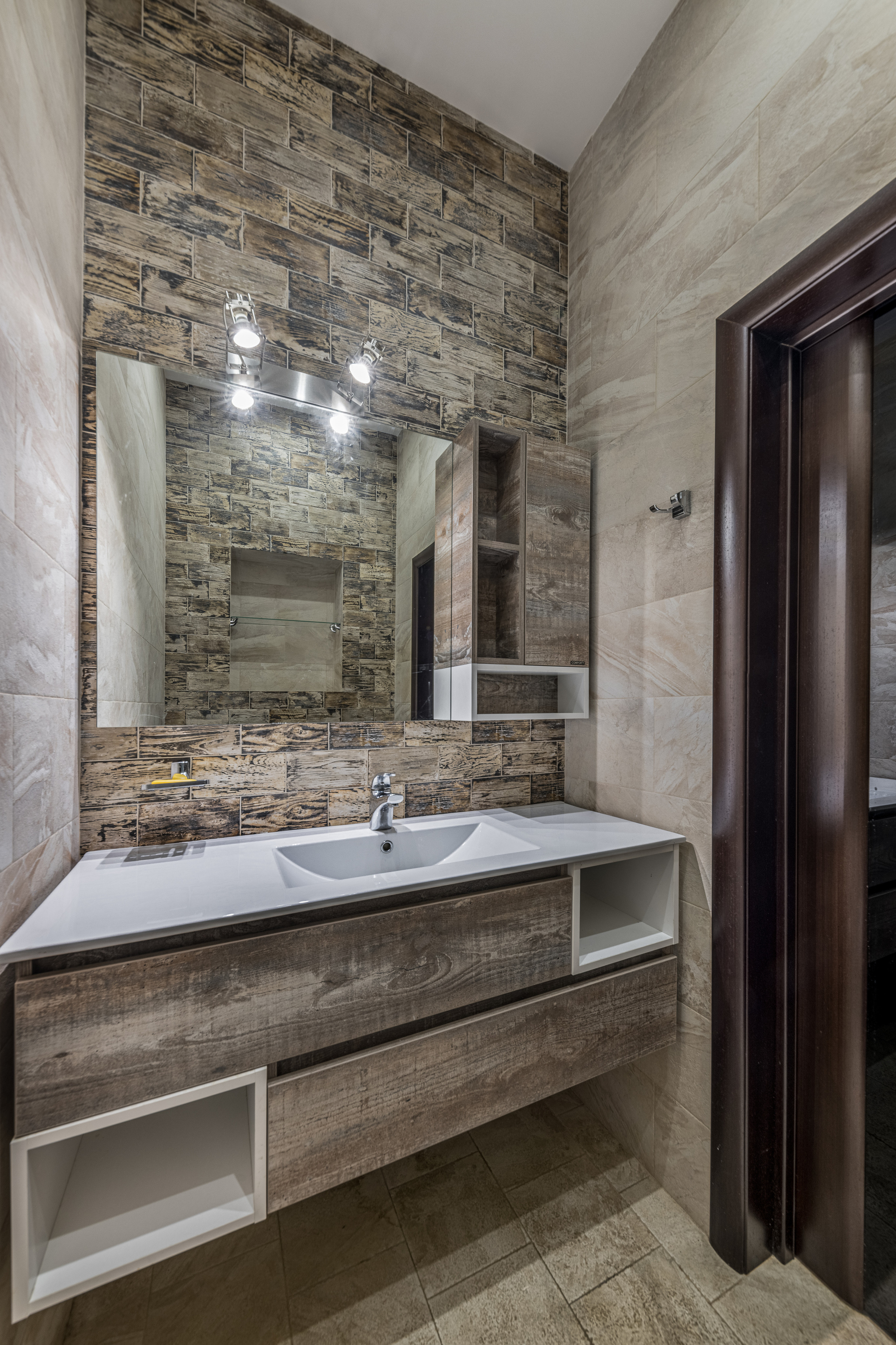 Hittolovo. Елена Лебедева. Фотограф