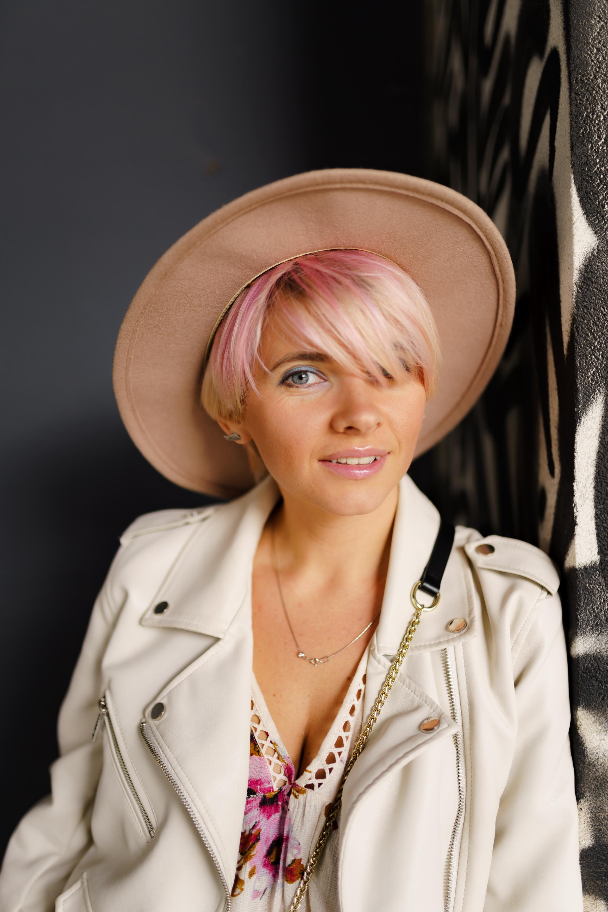 Катя. Контент фотограф в Москве Александр Хитько