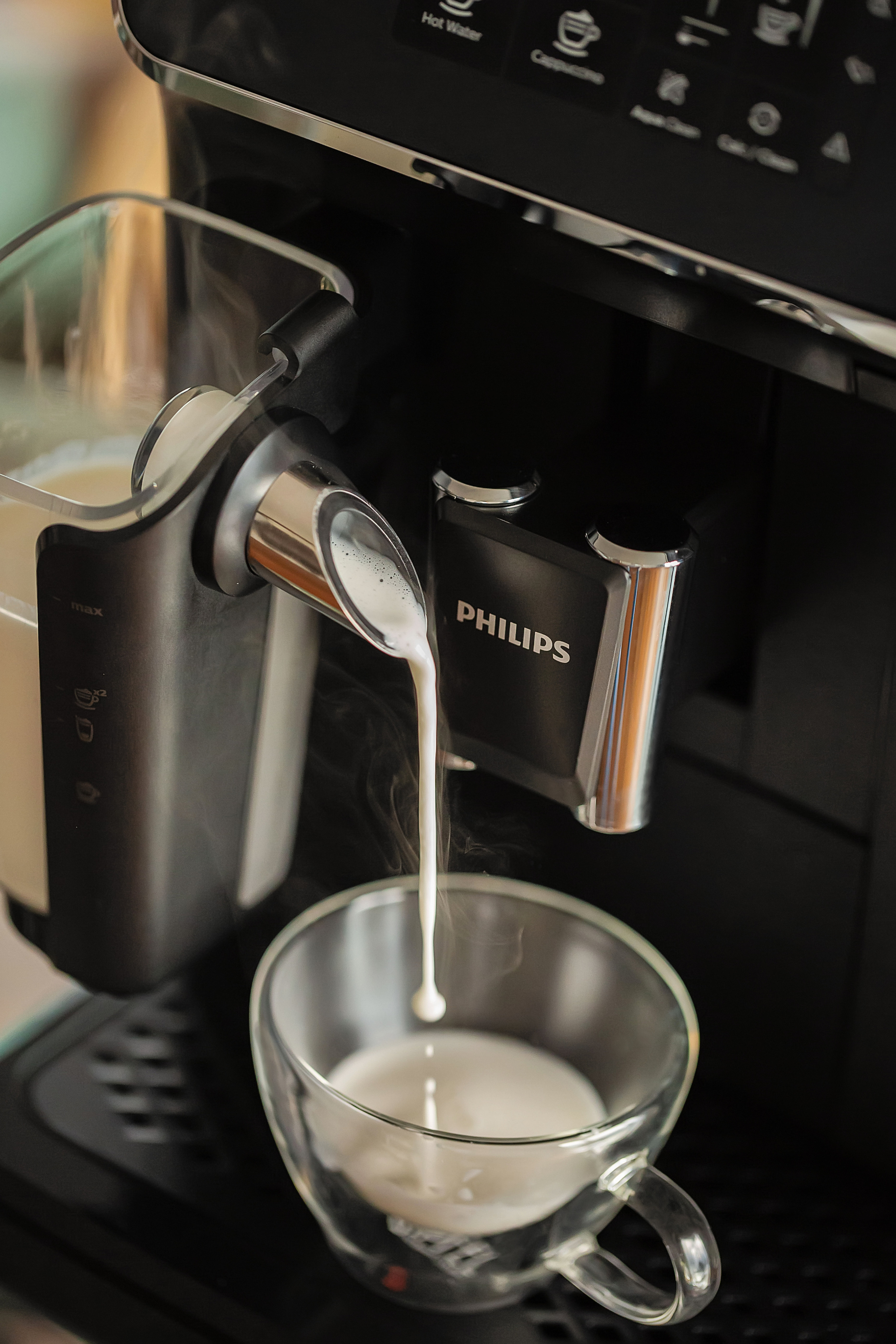 Phillips. Контент фотограф в Москве Александр Хитько