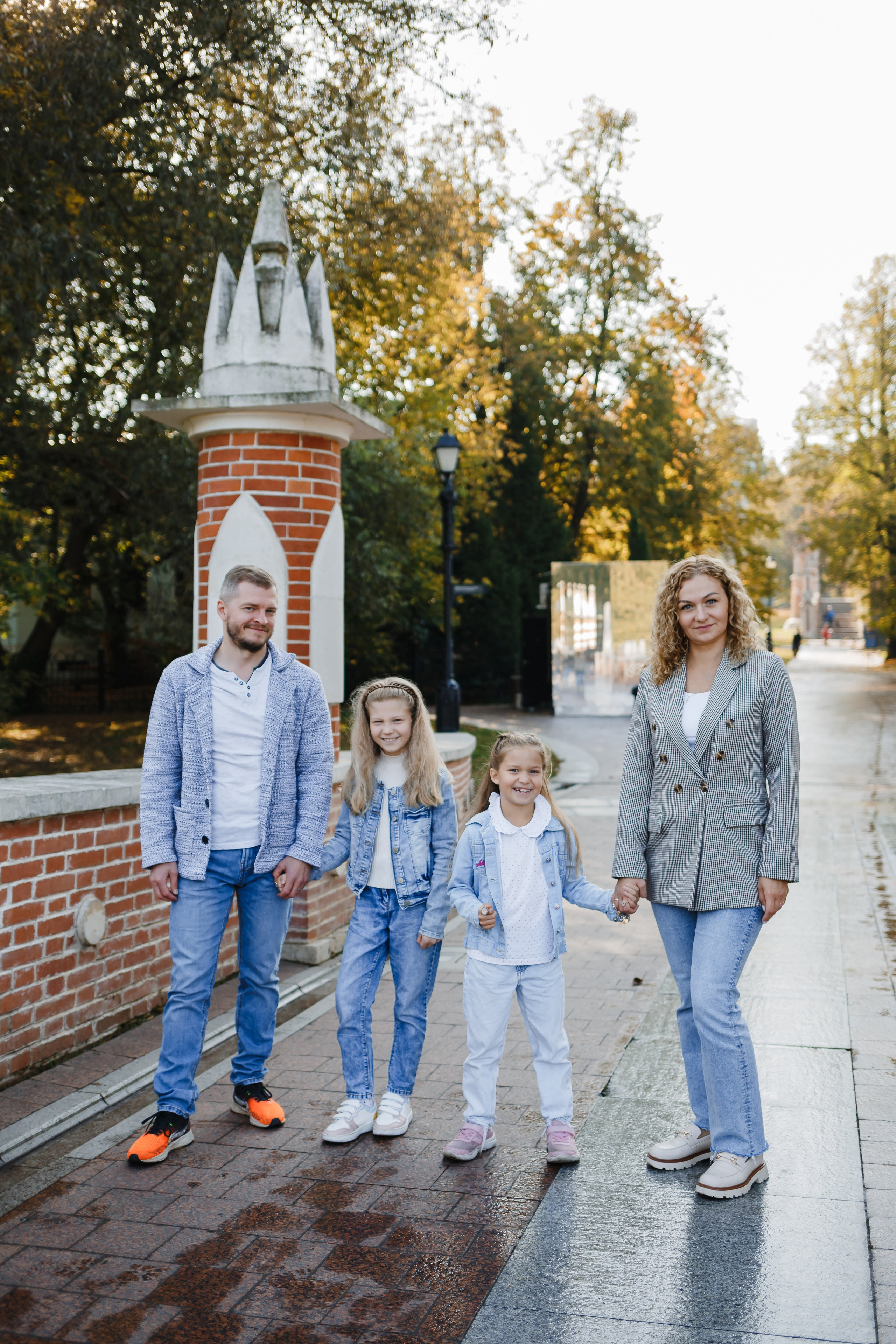 Женя, Таня, Алиса, Вероника. Семейный фотограф Николаева Ольга