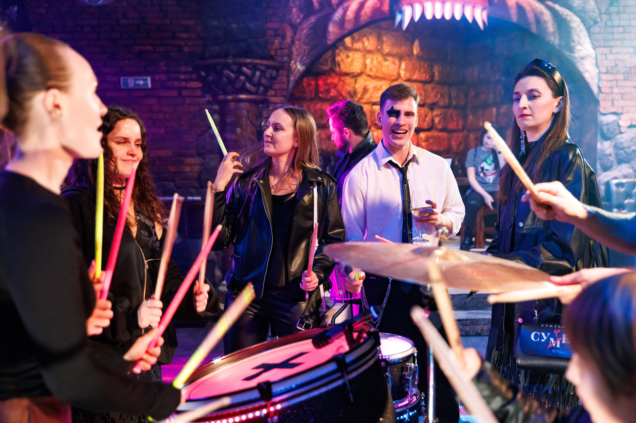 Юбилей в Sexton