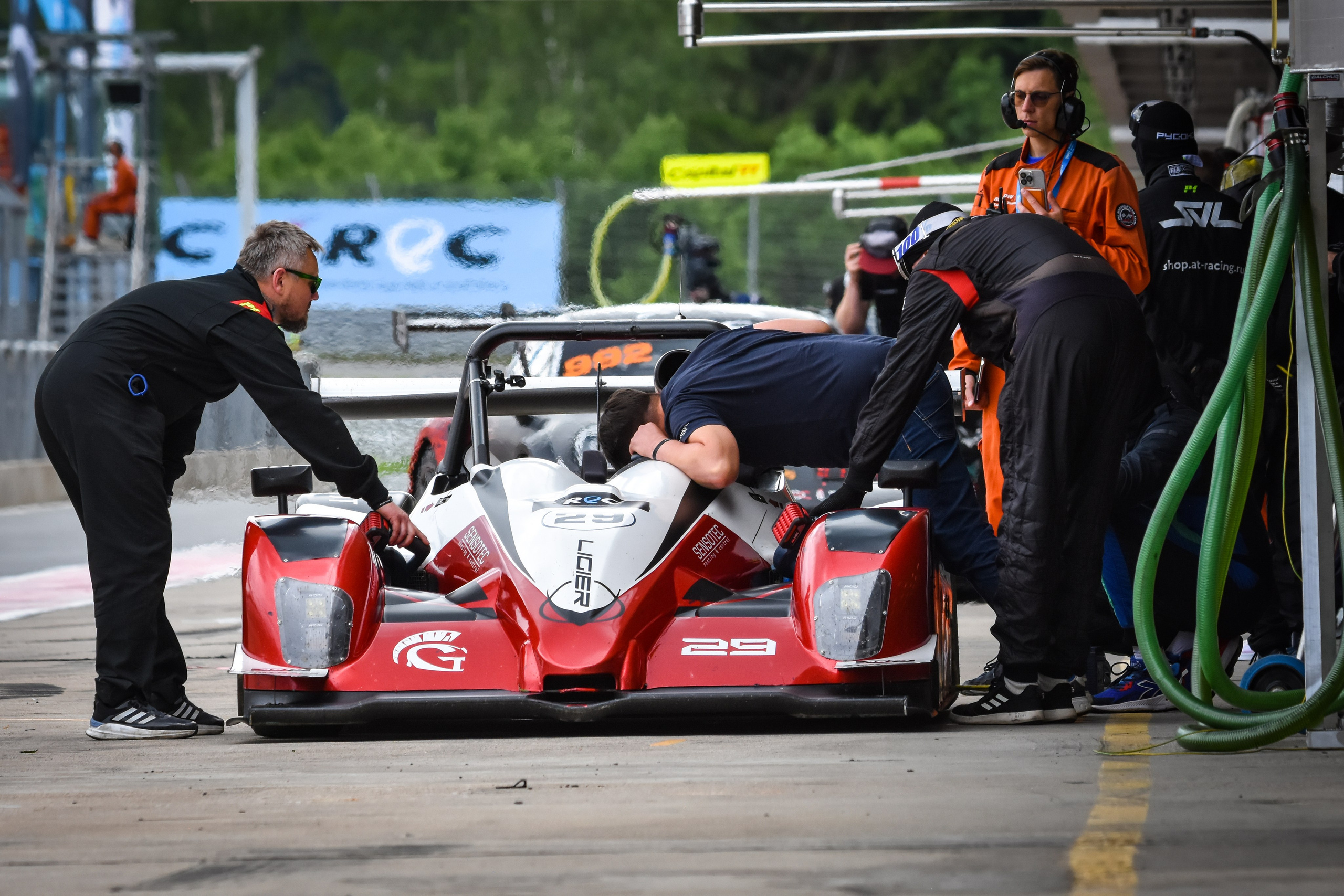 MRW — REC — 28.06.2025. AlexFecto — галереи фотографий