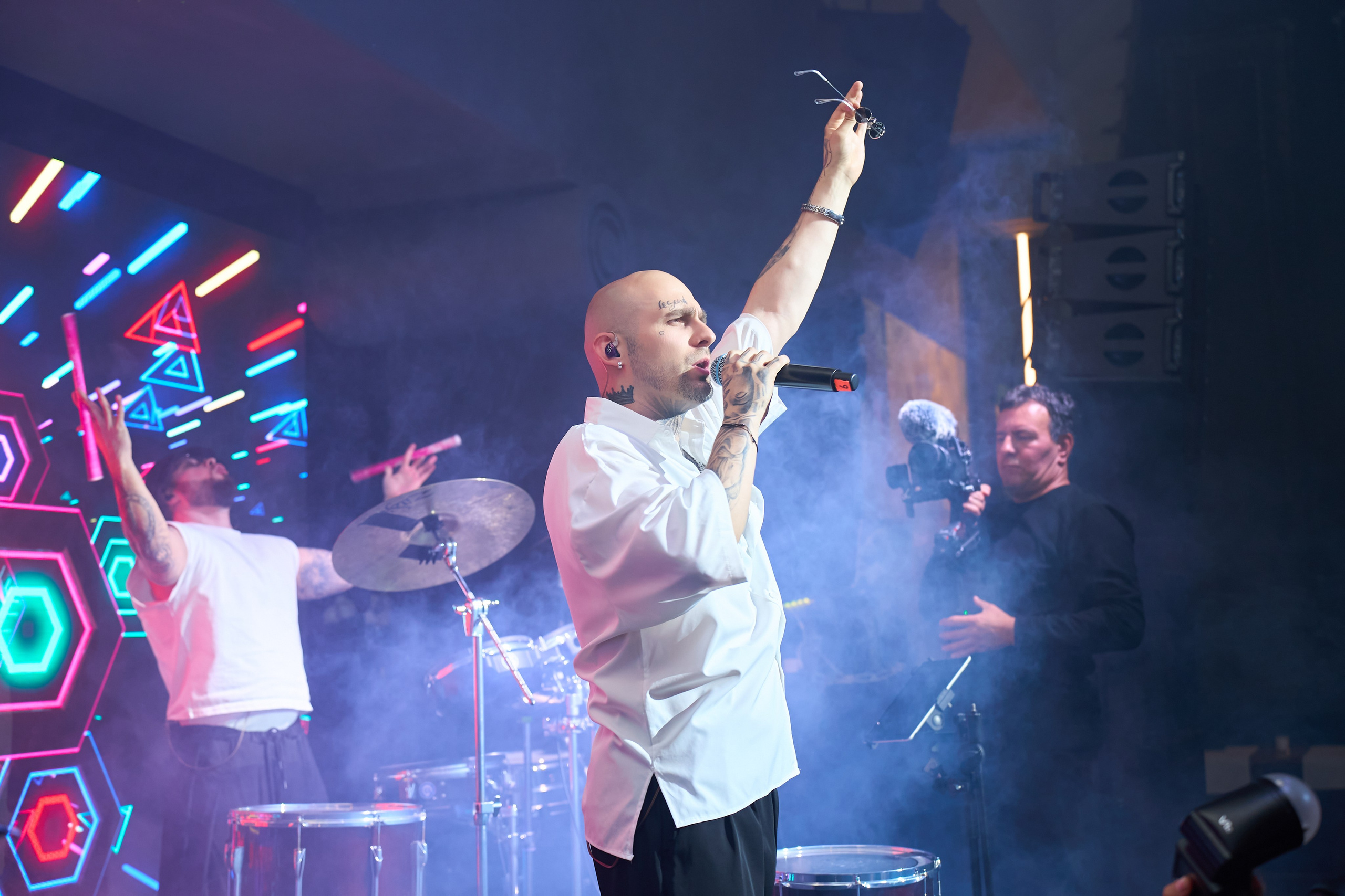 Съемка выступления артистов в Москве. Репортажный фотограф в Москве Вадим Галанин