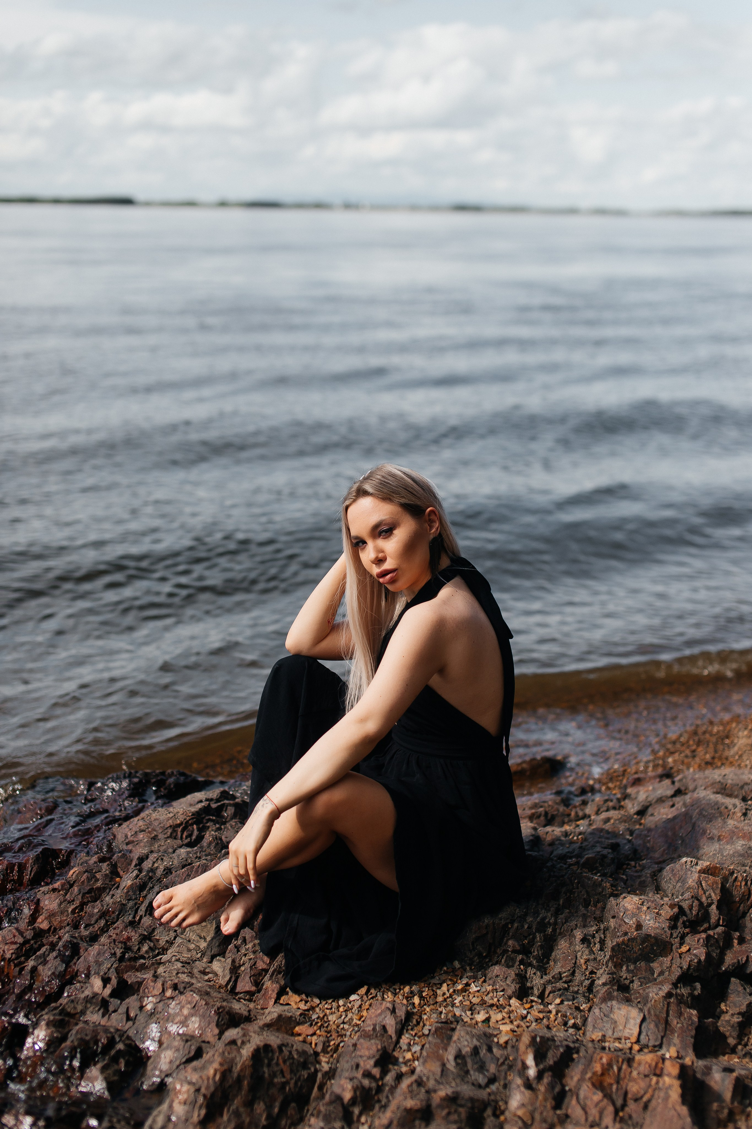 Босиком по скалам. Свадебный и семейный фотограф в Санкт-Петербурге