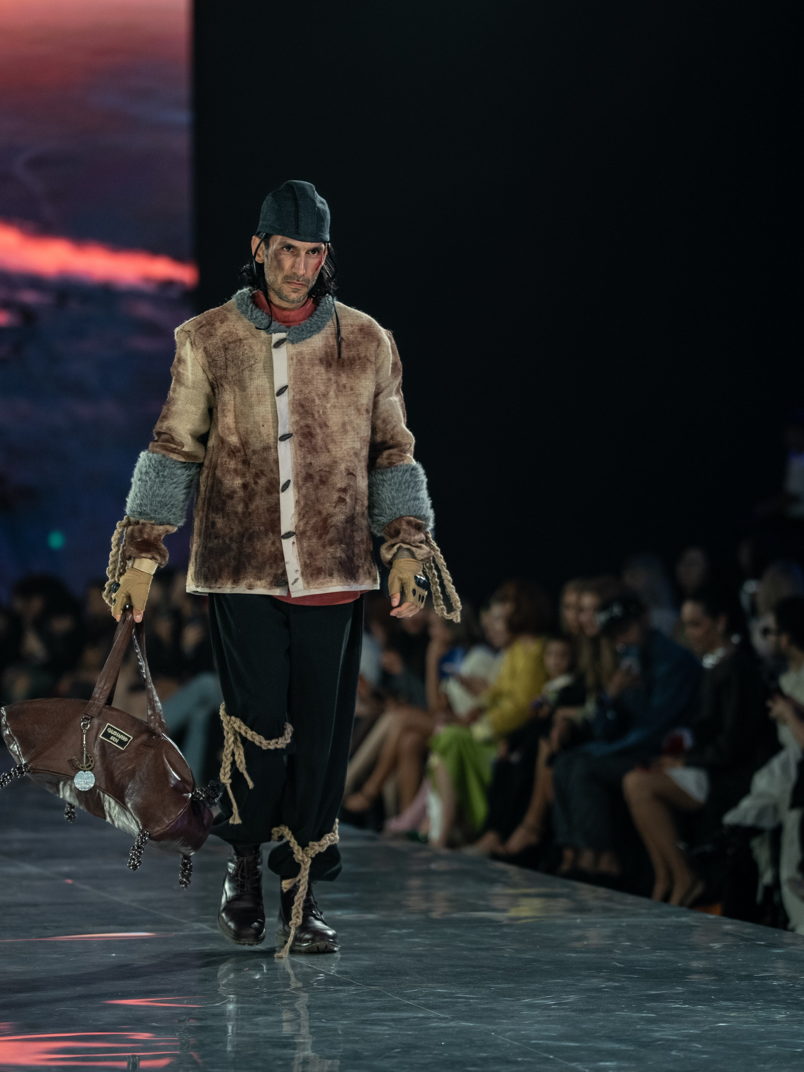 Visa Fashion Week Almaty Pre-Fall 2026 GAZHAIYIP. Сайт Алматинского НЮ АРТ, будуар и фэшн фотографа Дениса Карпенко