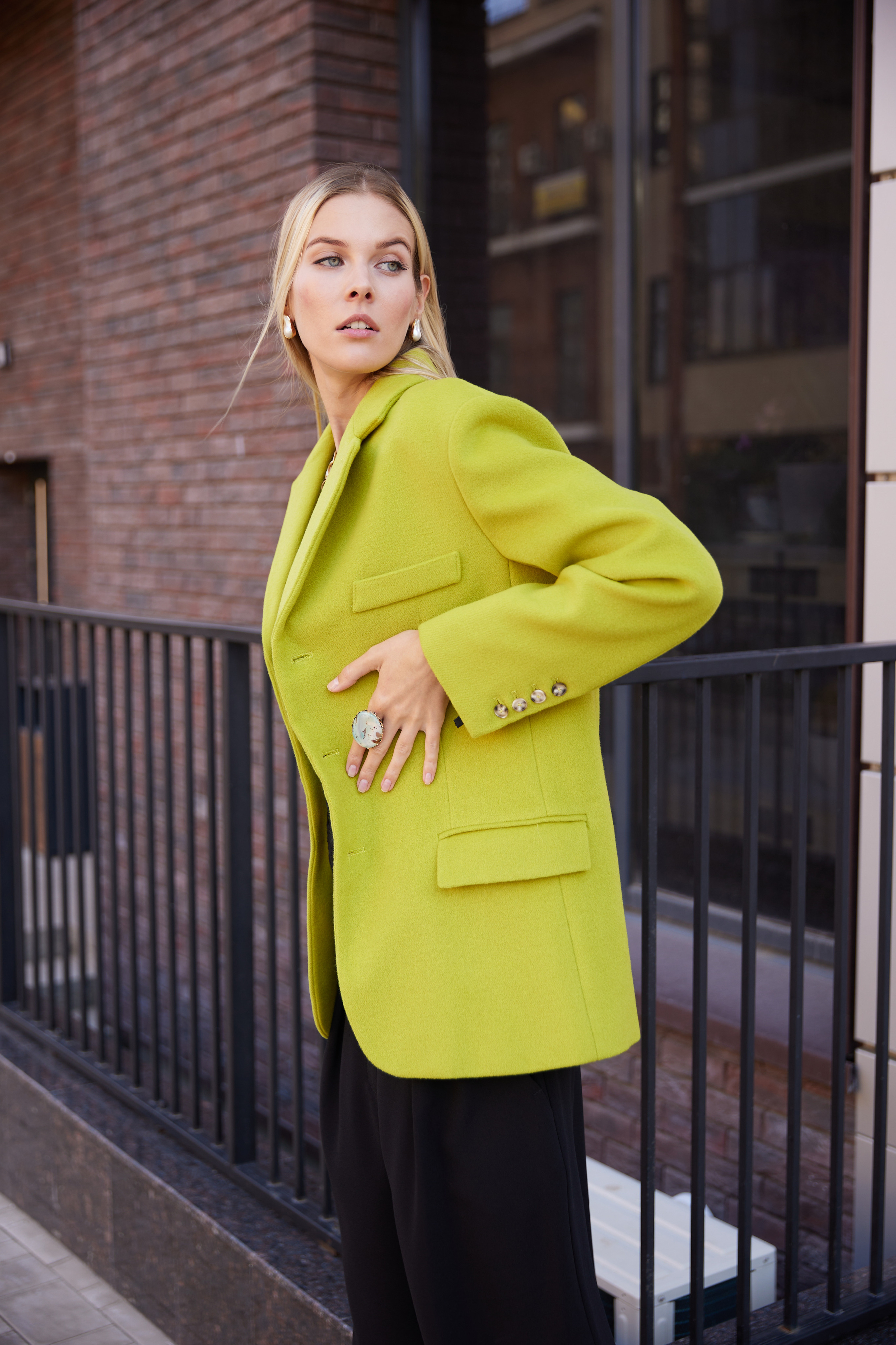 Фотосъемка в стиле стритстайл. Фото для Маркетплейсов -Озон, Валберис